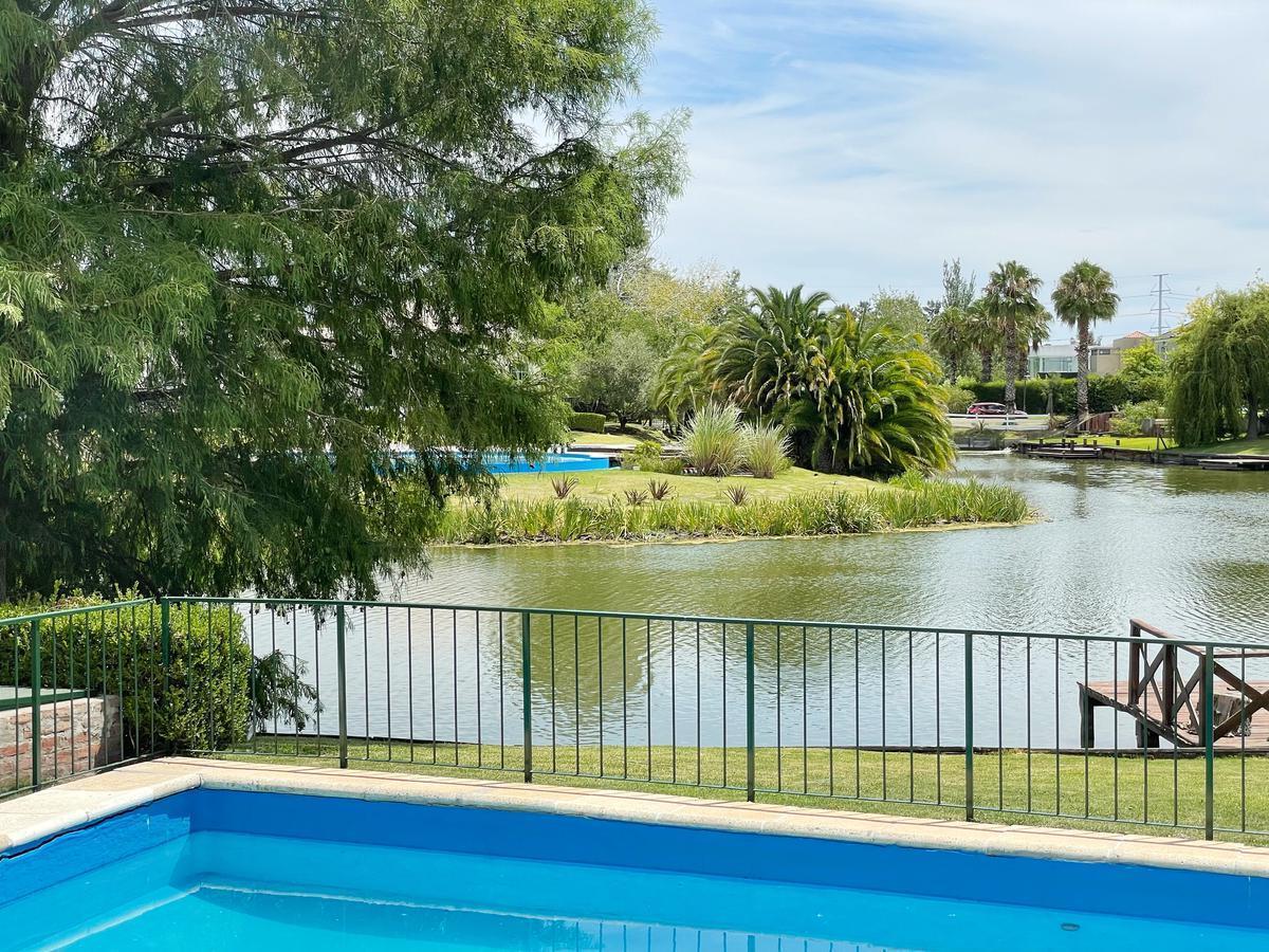 Foto de Venta casa en al Agua en Barrancas del Lago Nordelta, imagen 3