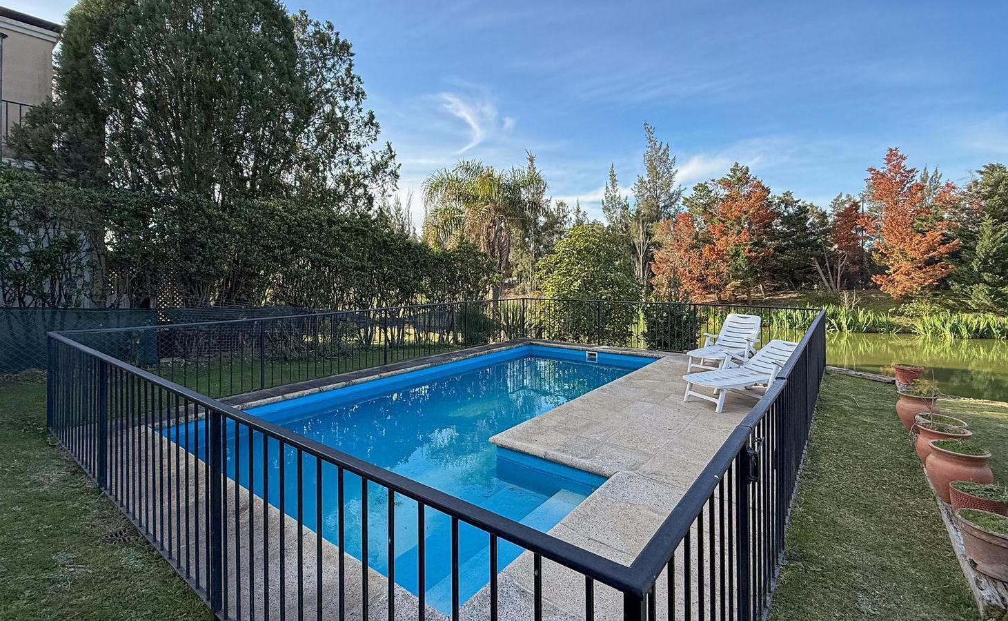 Foto de Venta casa en al Agua en Barrancas del Lago Nordelta, imagen 1