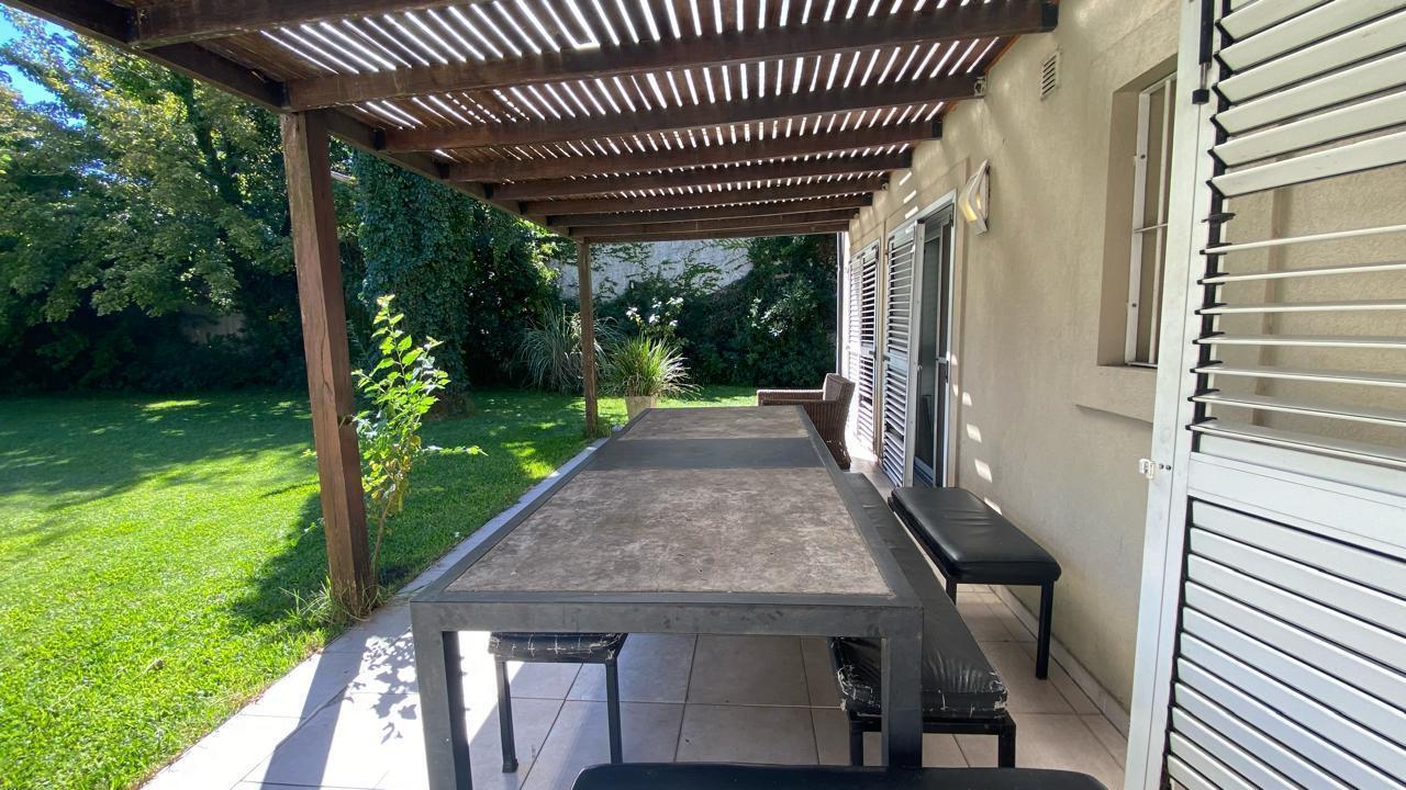 Foto de Venta Casa en Martínez para emprendimiento o compañía, imagen 3