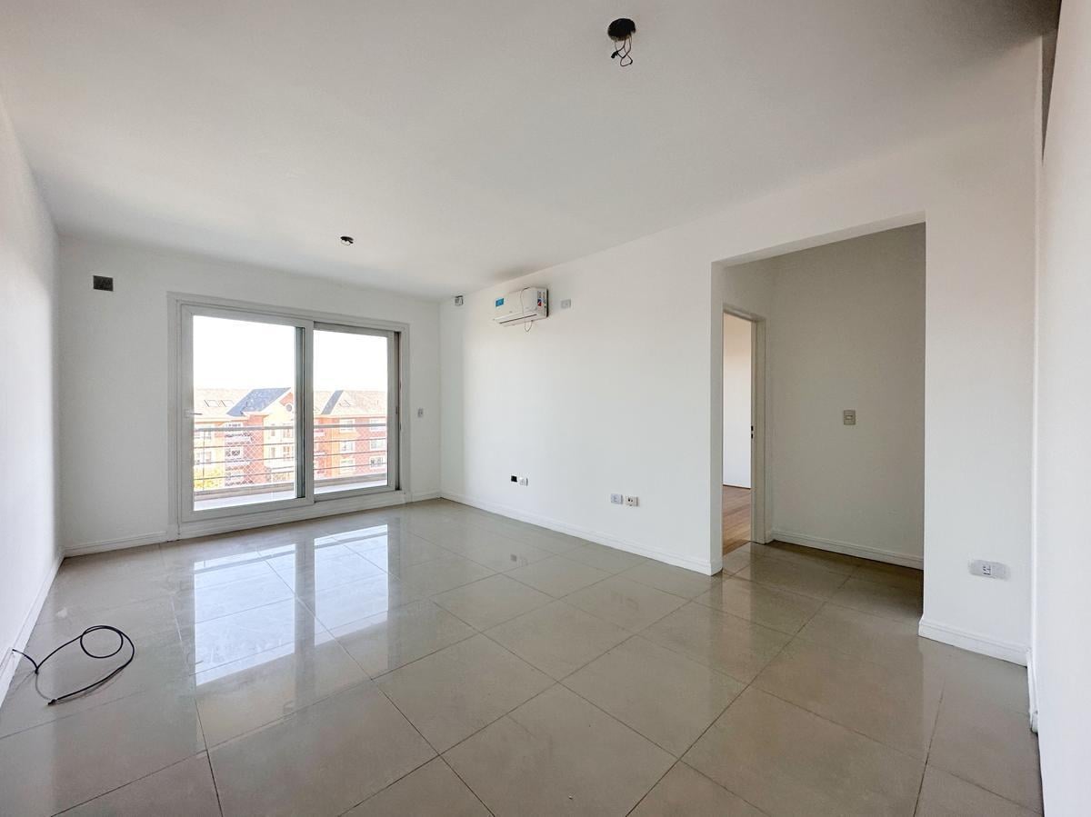 Foto de Alquiler anual departamento 2 ambientes en Miradores de la Bahia, imagen 1