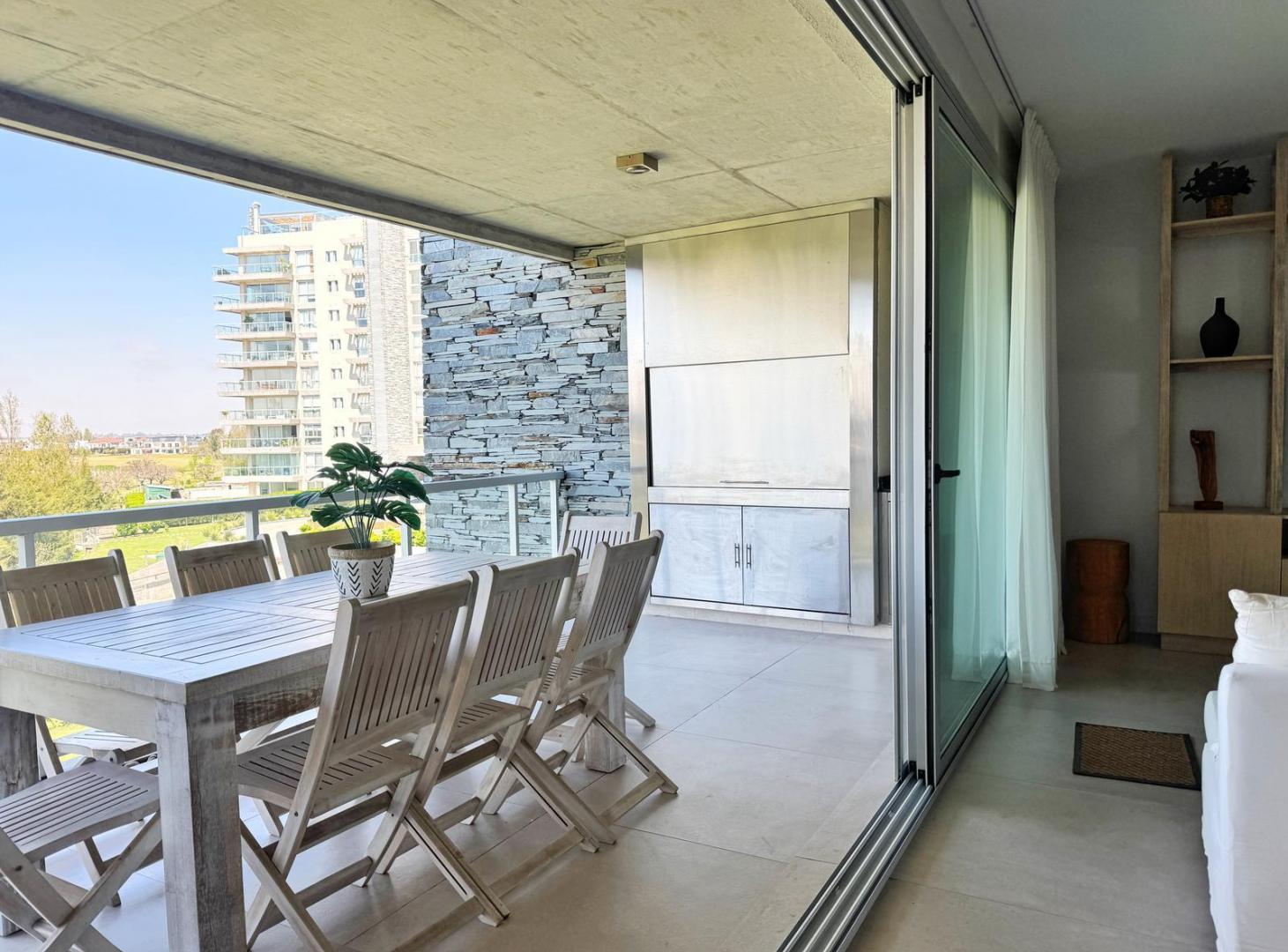 Foto de Departamento alquiler temporal 3 ambientes amoblado con vista al golf, imagen 2