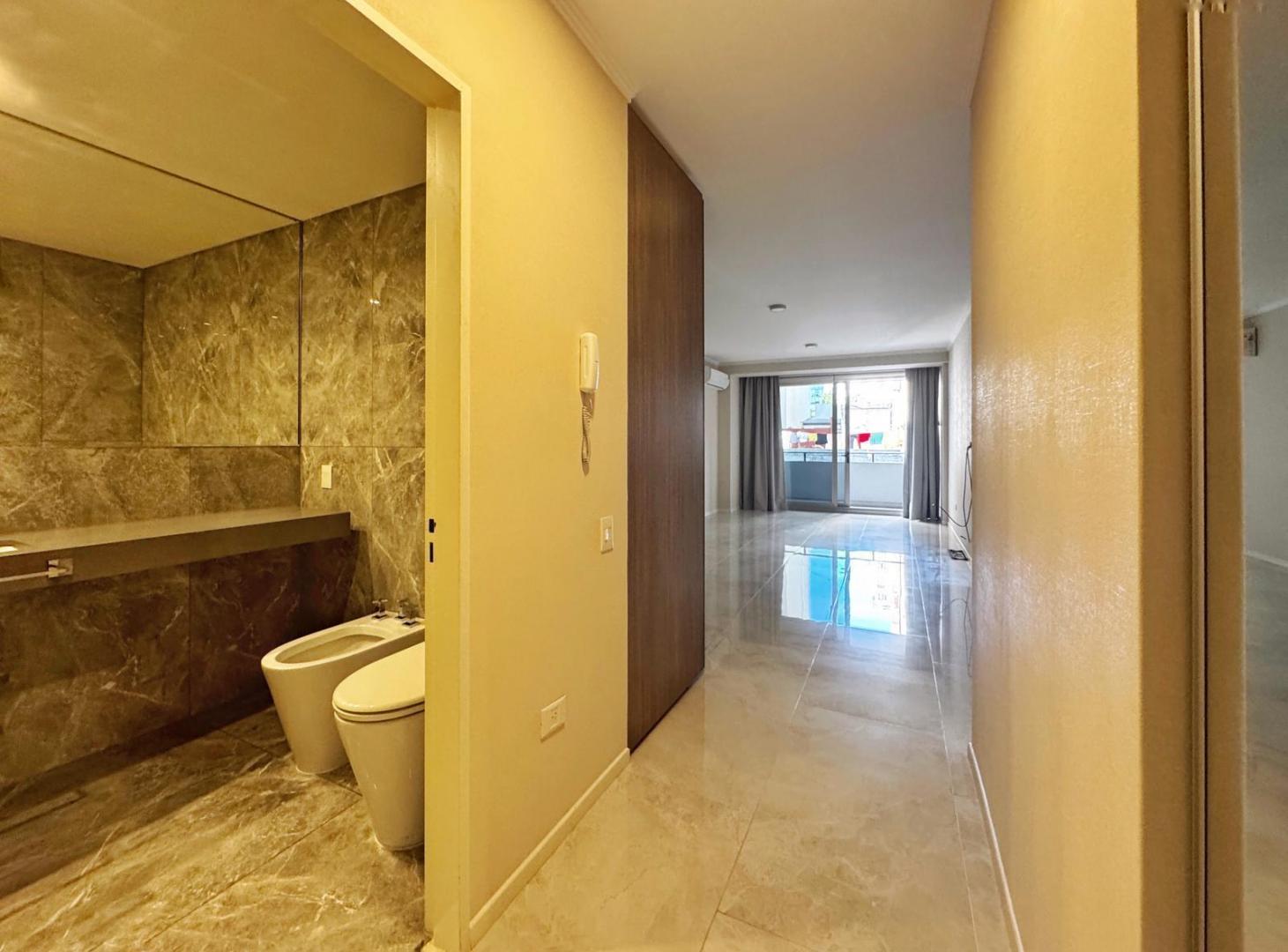 Foto de Alquiler anual sin muebles departamento monoambiente en Torre Deco, imagen 3