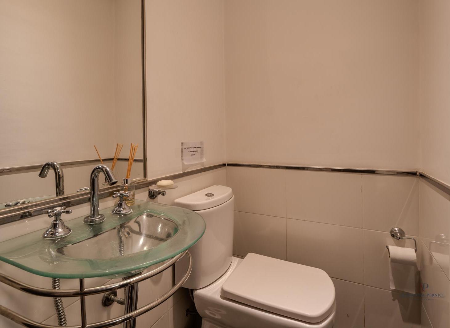 Foto de Venta Casa en Terminal Vieja ideal uso profesional, imagen 2