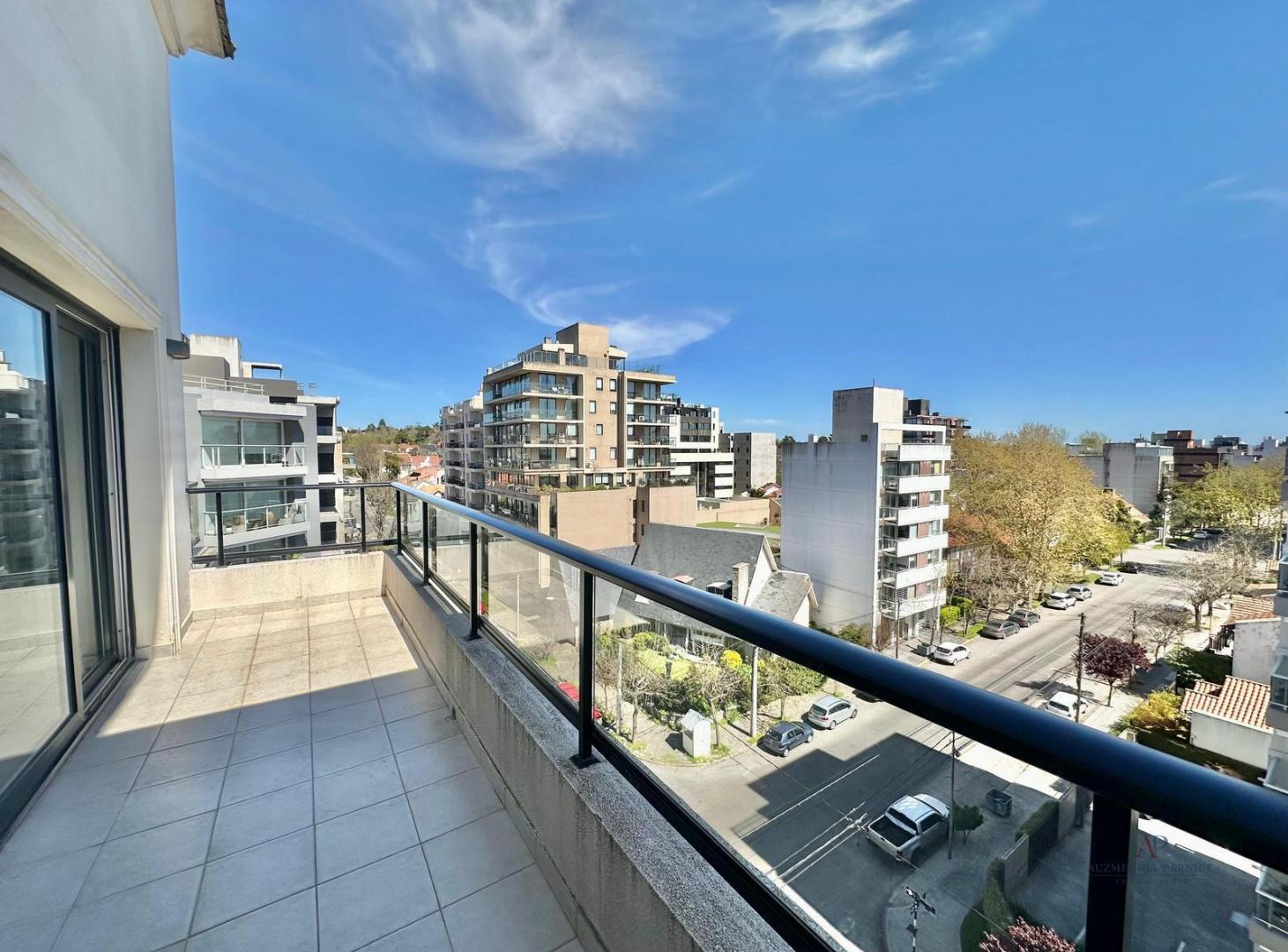 Foto de Venta Departamento 4 amb Zona Guemes, imagen 5