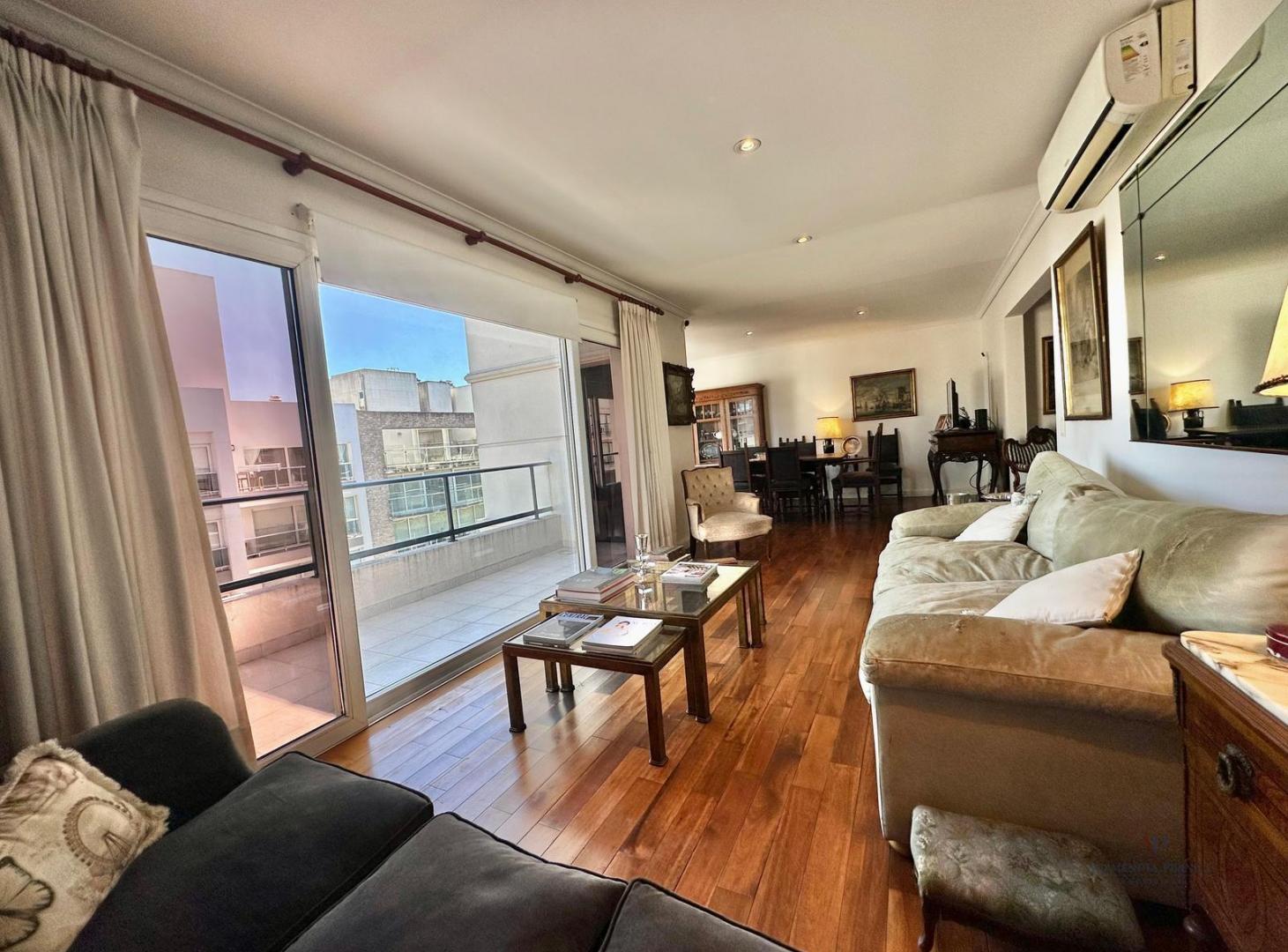 Foto de Venta Departamento 4 amb Zona Guemes, imagen 3
