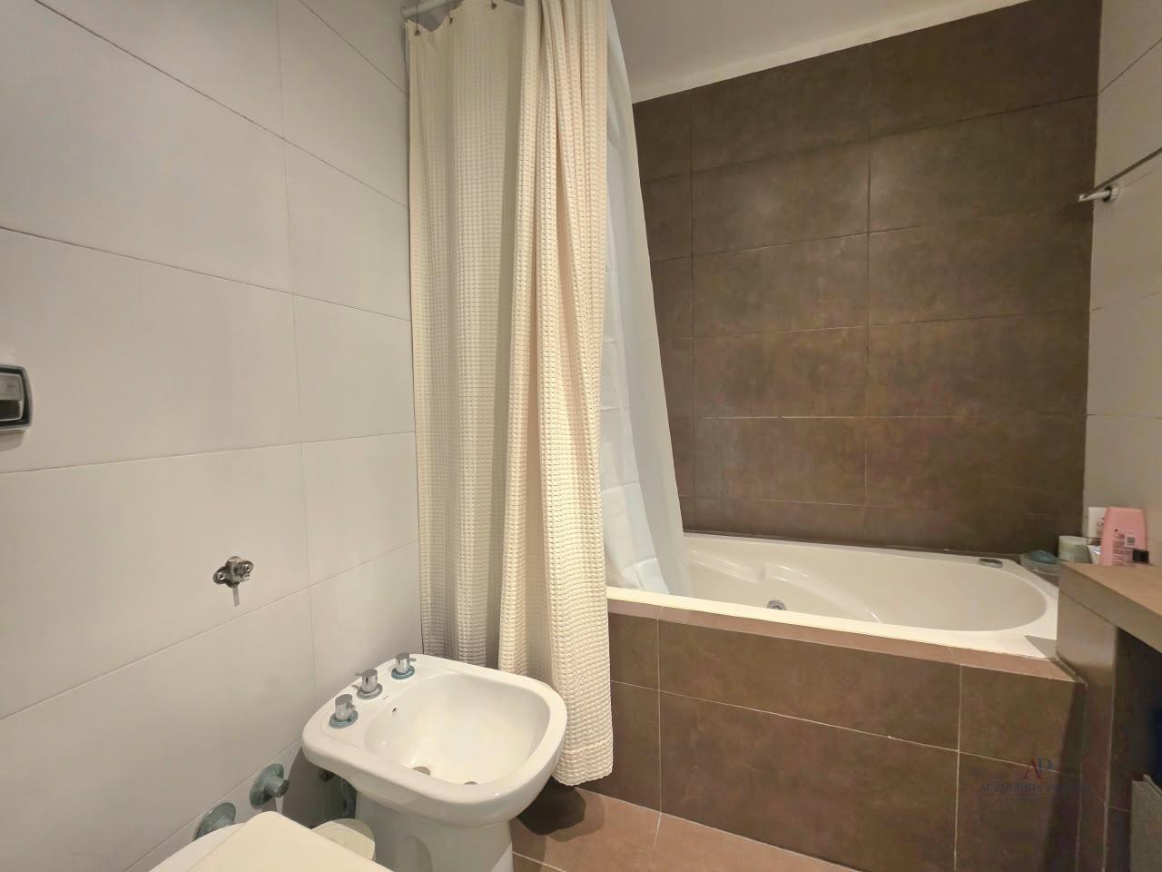 Foto de Alquiler Departamento 2 ambientes en Guemes, imagen 4