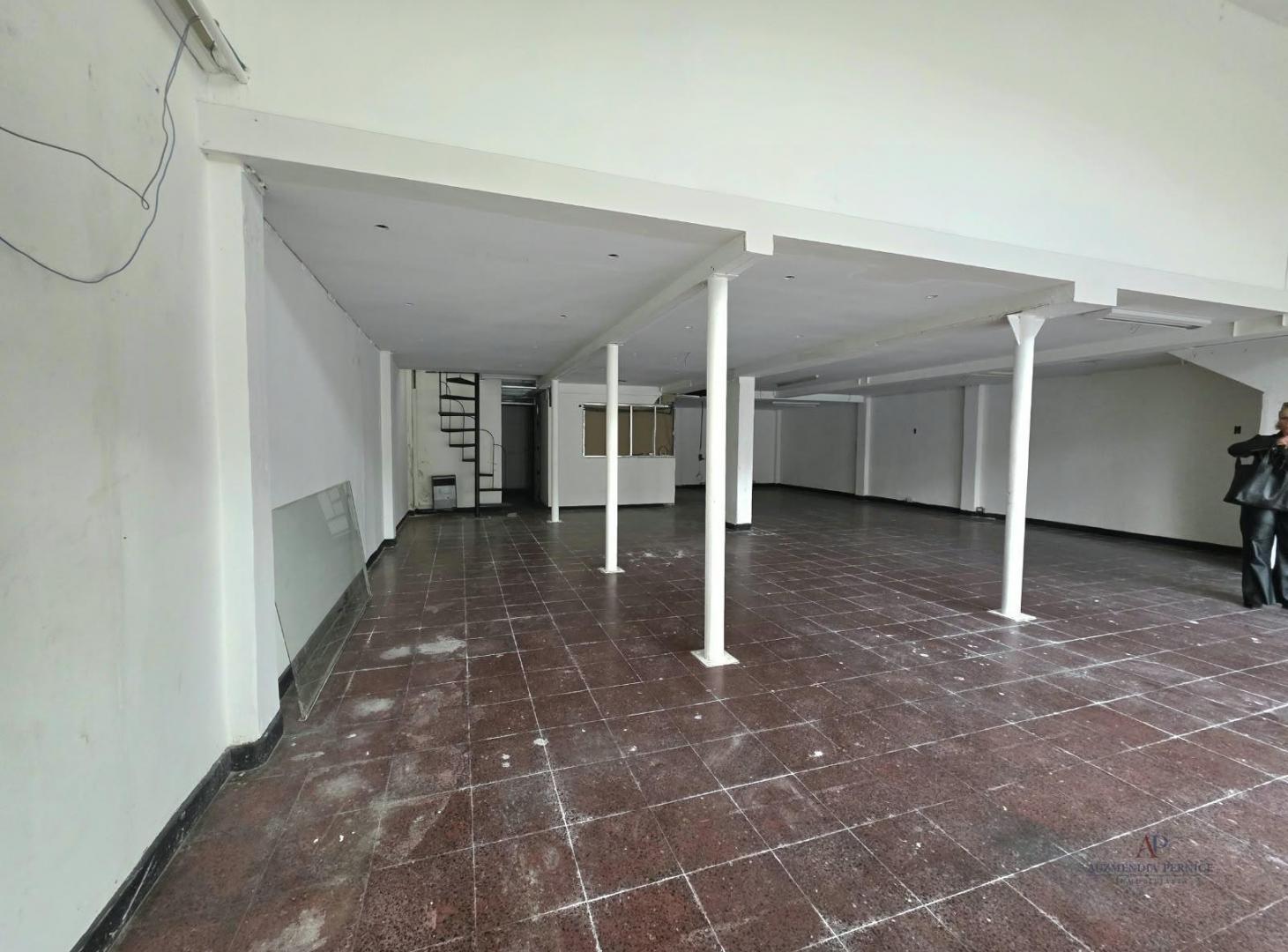 Foto de Local comercial , apto uso profesional en calle San Juan, imagen 3