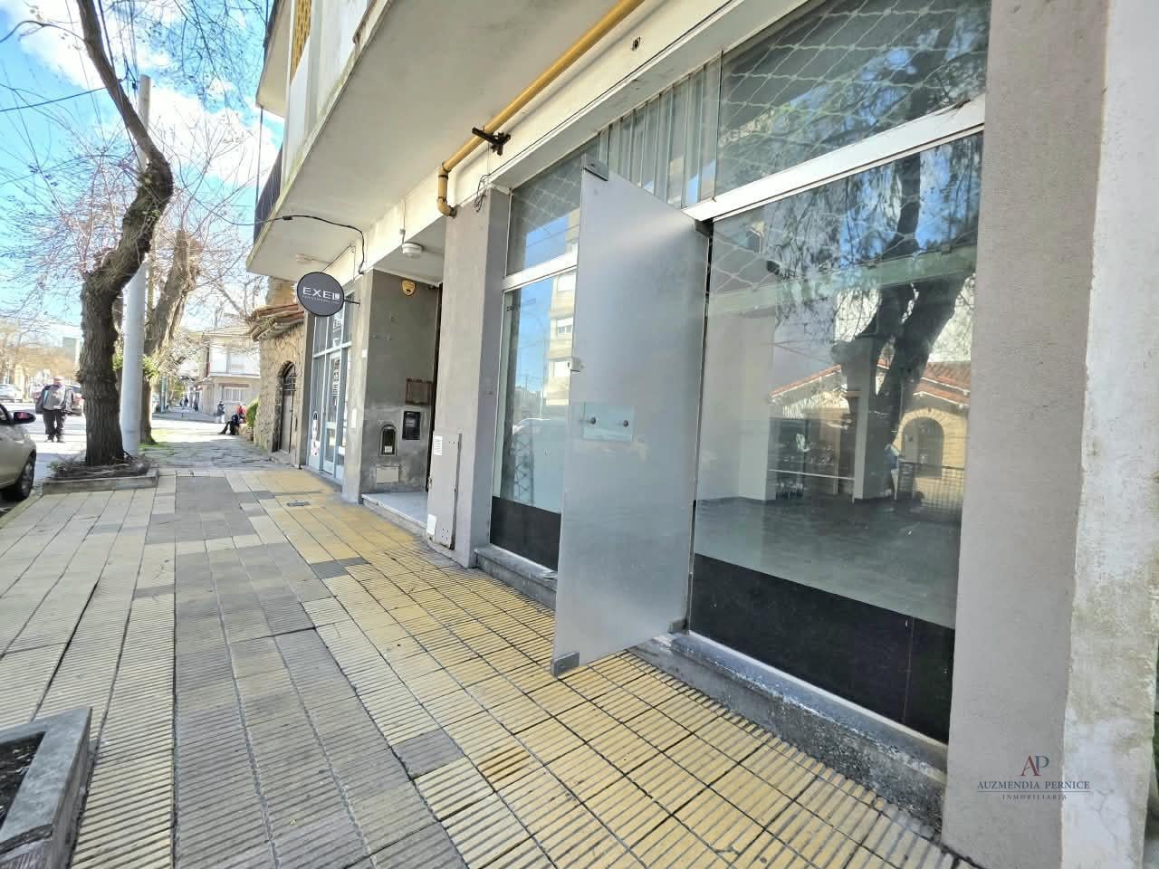 Foto de venta local comercial chauvin, imagen 1