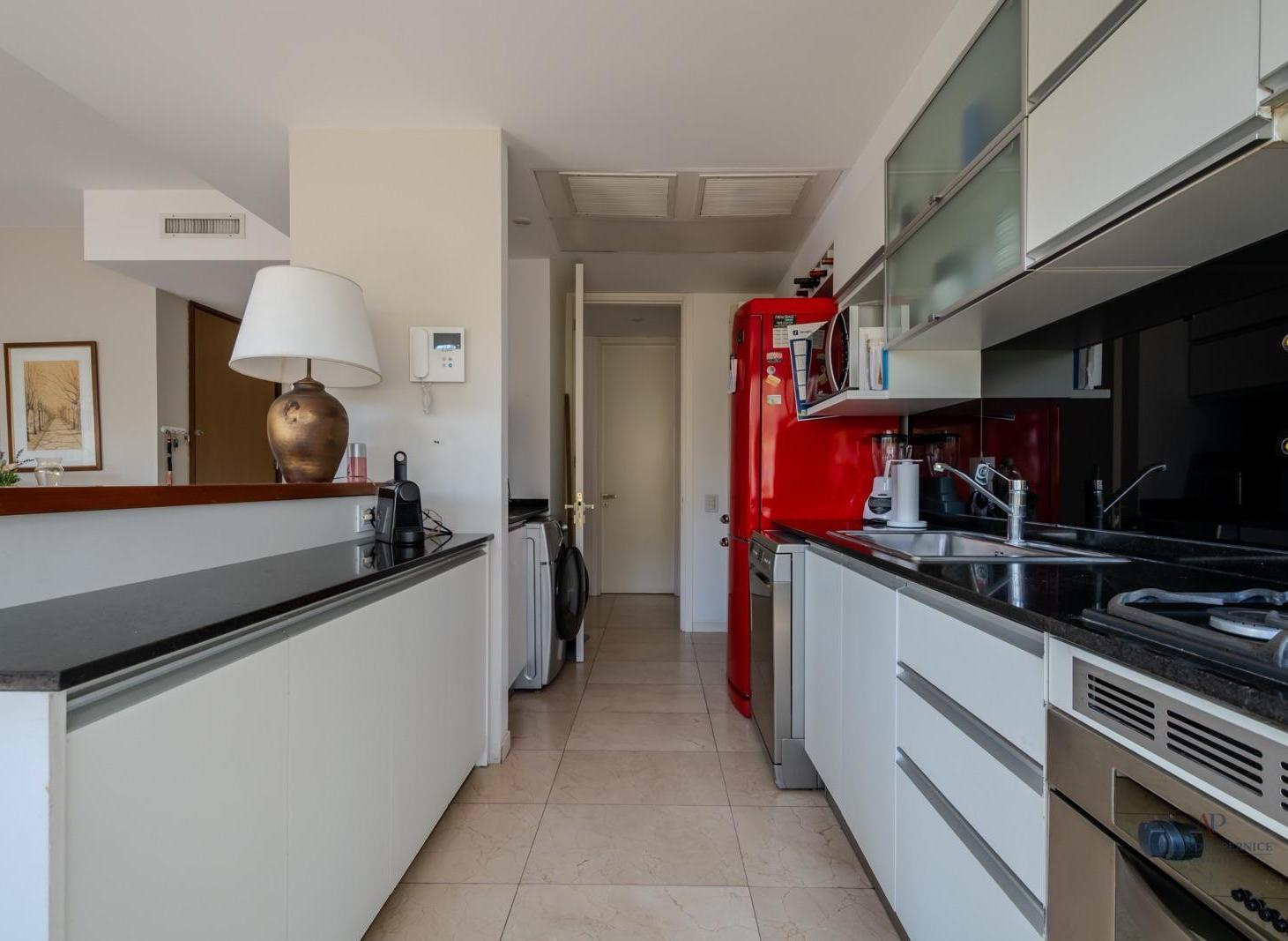 Foto de Venta Departamento en Guemes, imagen 2