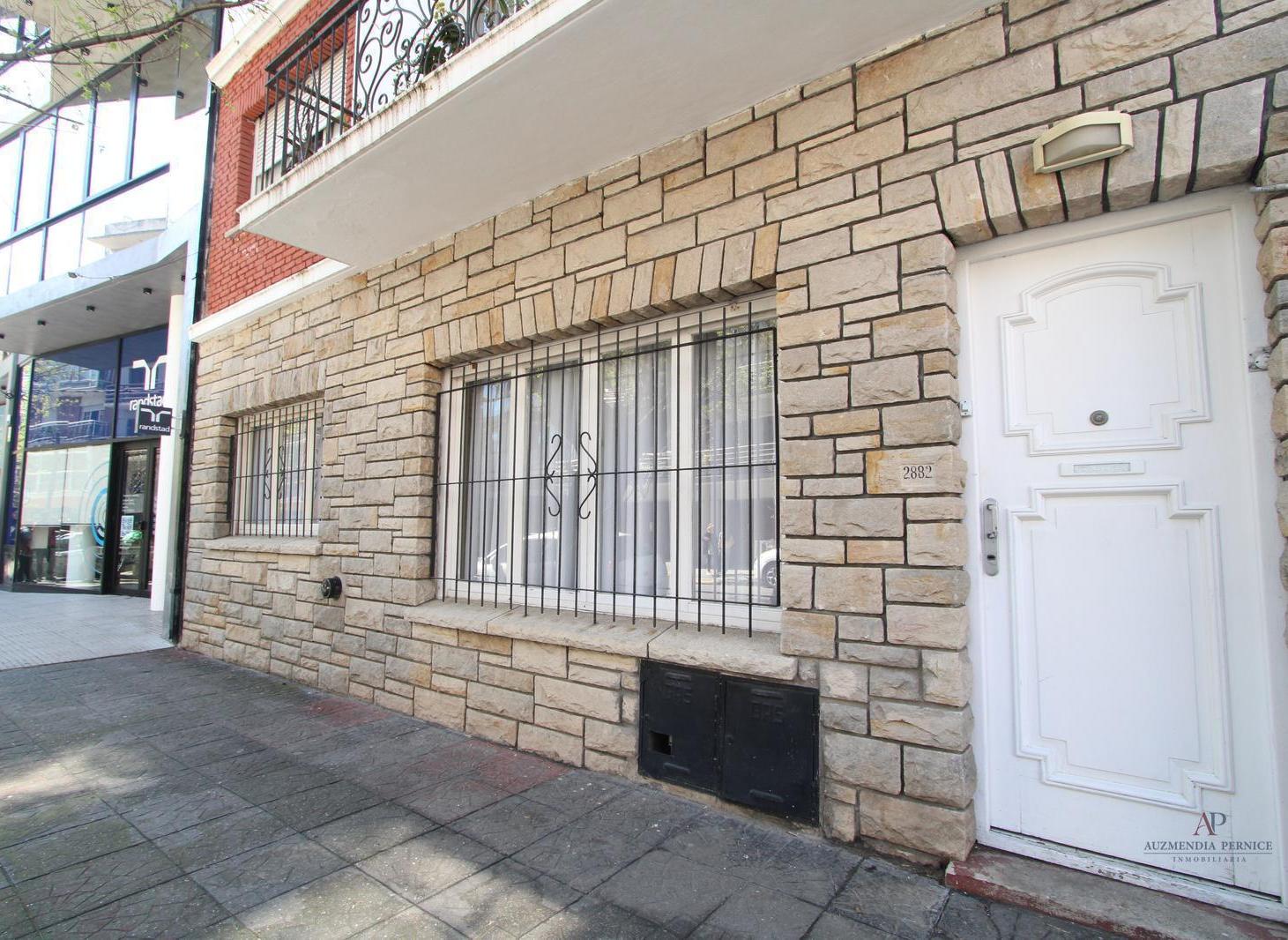 Foto de Retasada Venta PH 3 ambientes en Guemes sin expensas., imagen 2