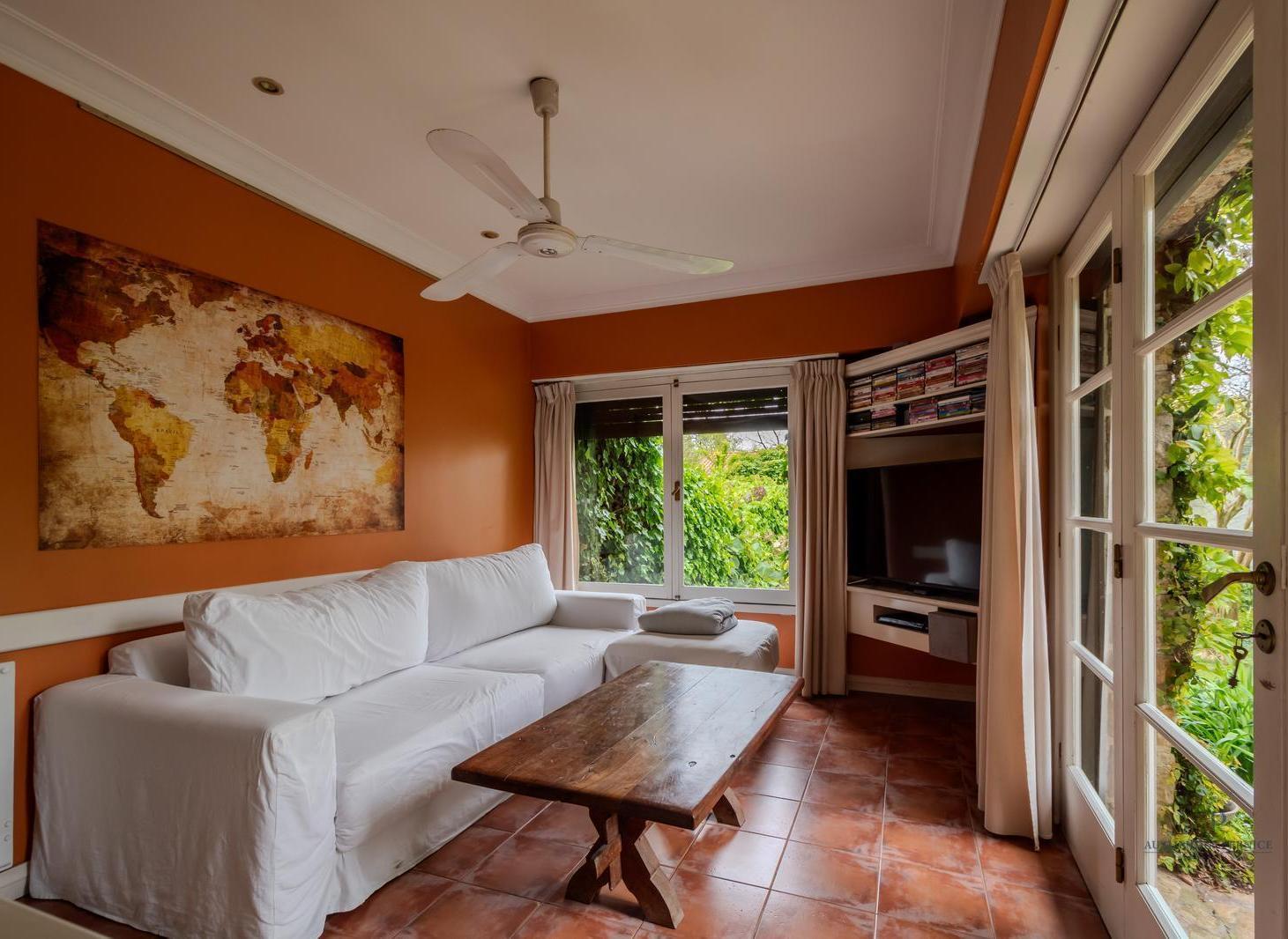 Foto de Venta Casa en Los Troncos, imagen 3