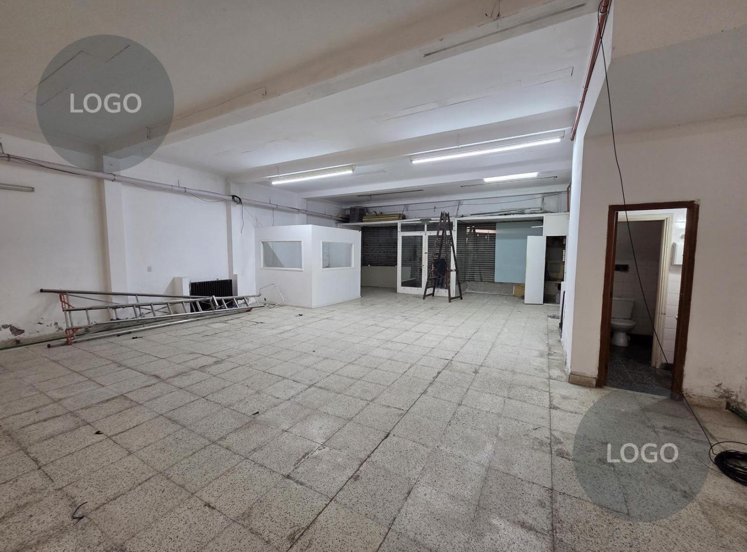 Foto de Casa en venta con Local-Avenida Colón-, imagen 3
