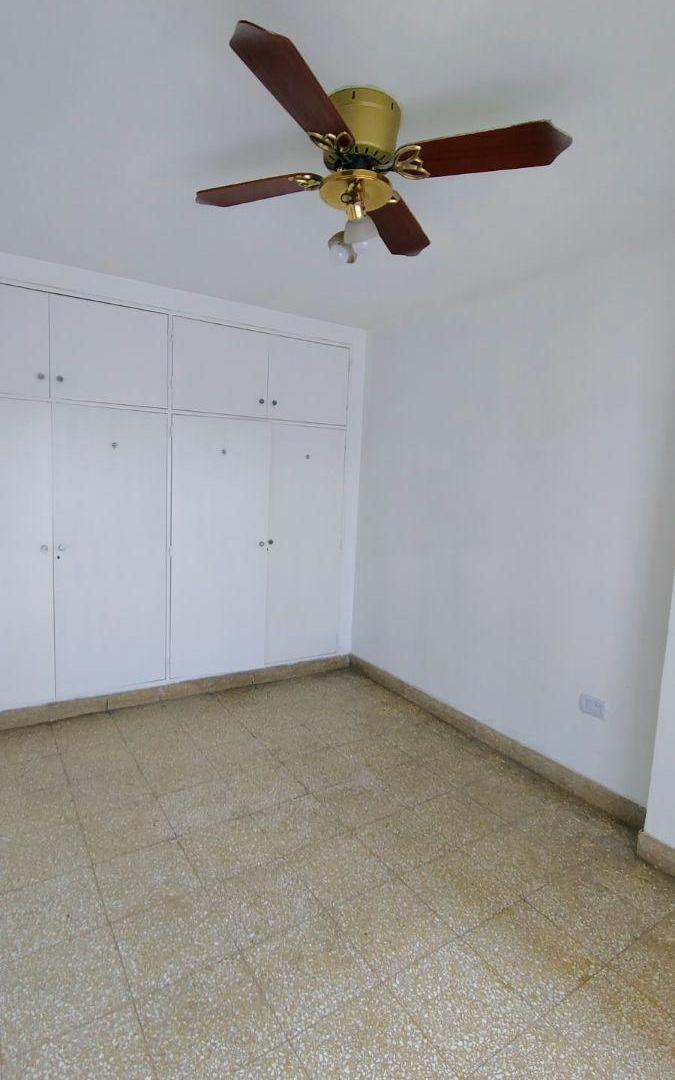 Foto de Departamento de 50 m² con 1 dormitorio en venta en Centro, imagen 3