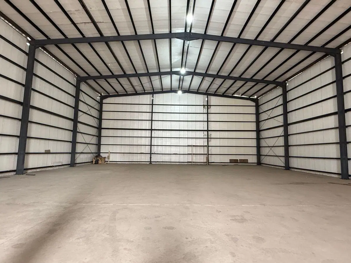 Nave Industrial Premium en ALQUILER – Polo 52 | 1.850 m² | Frente 31 m | Apta Bitrenes | 8 m de Altu 4