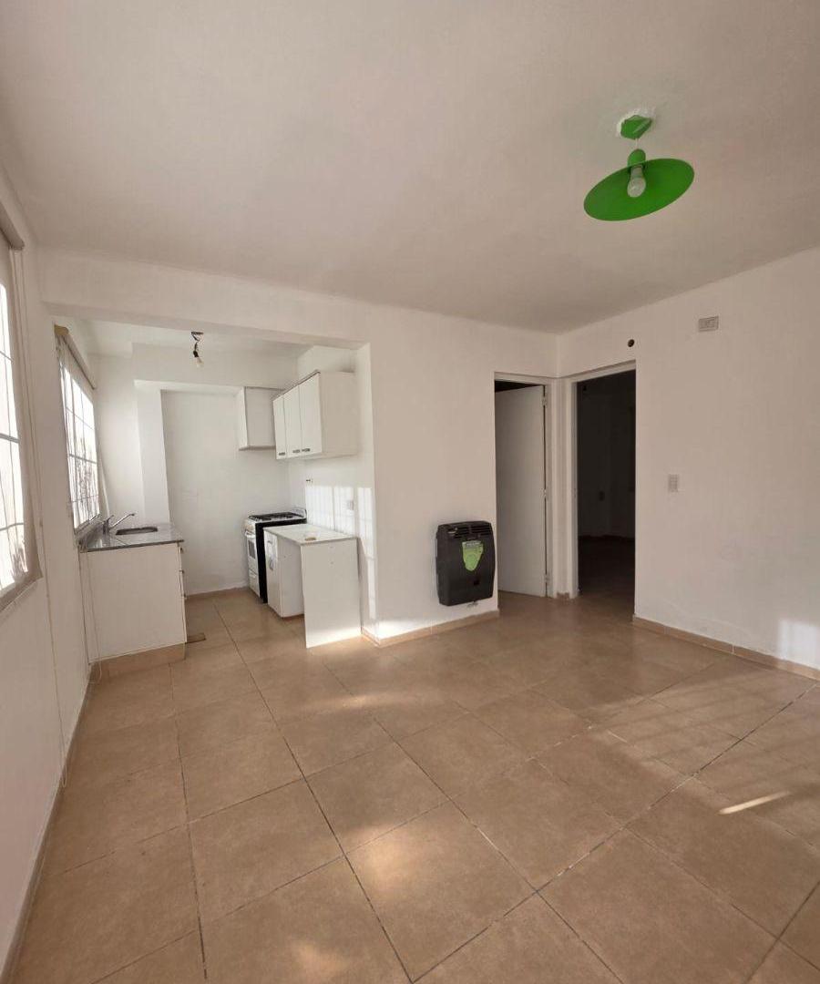 Foto de DEPARTAMENTO EN ALQUILER FRENTE AL DALVIAN, imagen 2