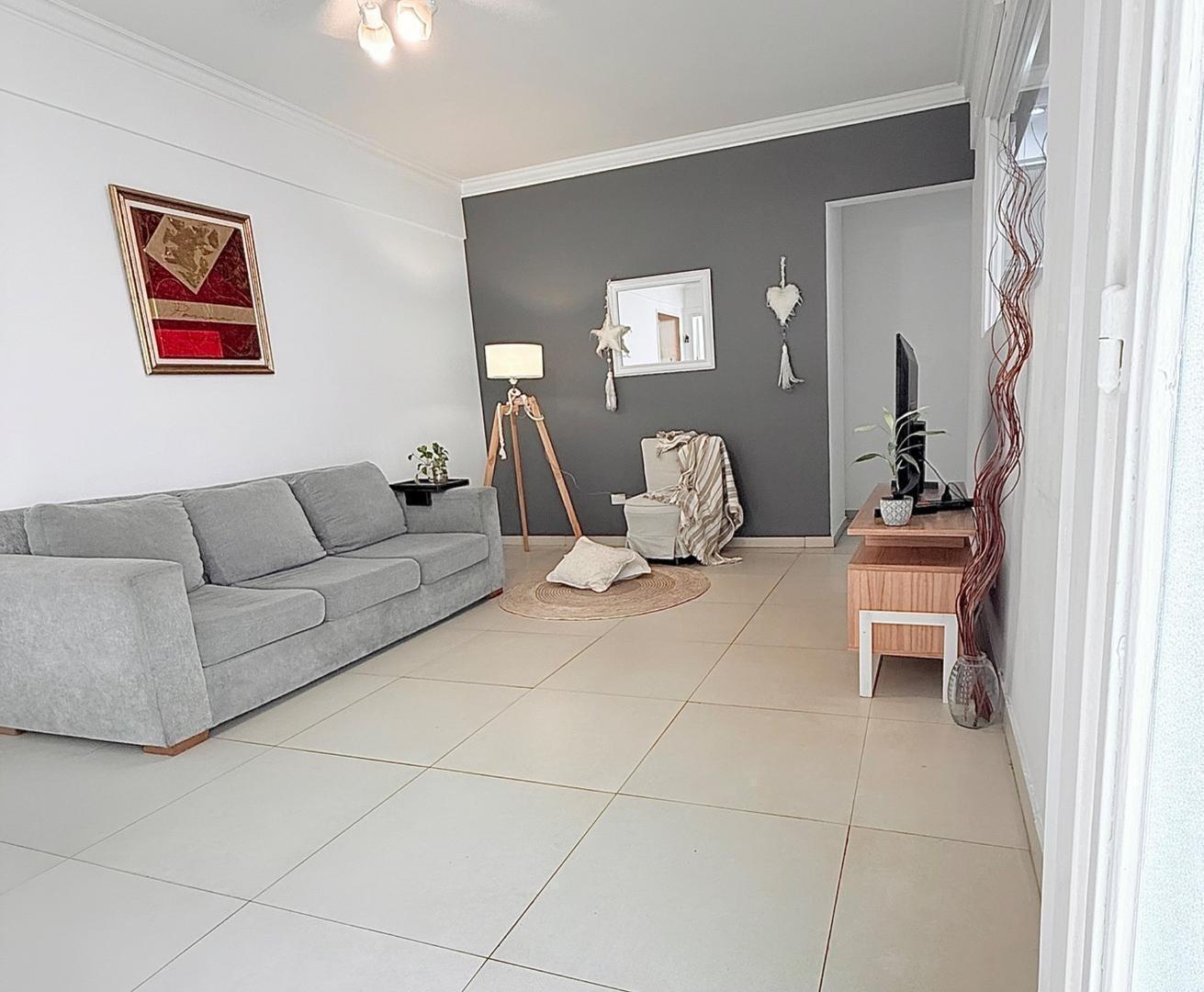 Foto de VENTA DPTO 3 AMBIENTES AMOBLADO CON LAVADERO - VILLA URQUIZA, imagen 3