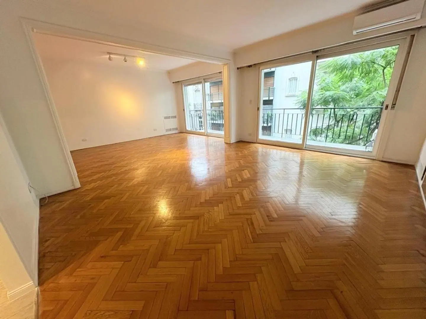 VENTA DEPARTAMENTO 5 AMBIENTES CON DEPENDENCIA – RECOLETA 3