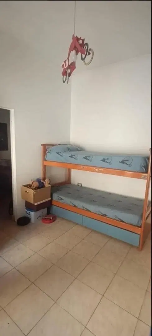 VENTA CASA 4 AMBIENTES CON PATIO Y TERRAZA EN MONTE CASTRO 3