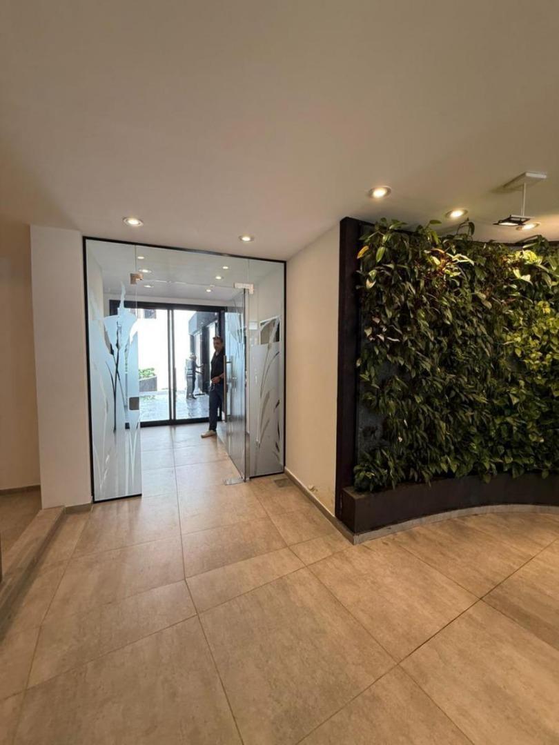 Foto de VENTA DEPARTAMENTO 2AMB CASI A ESTRENAR CON BALCON, imagen 3