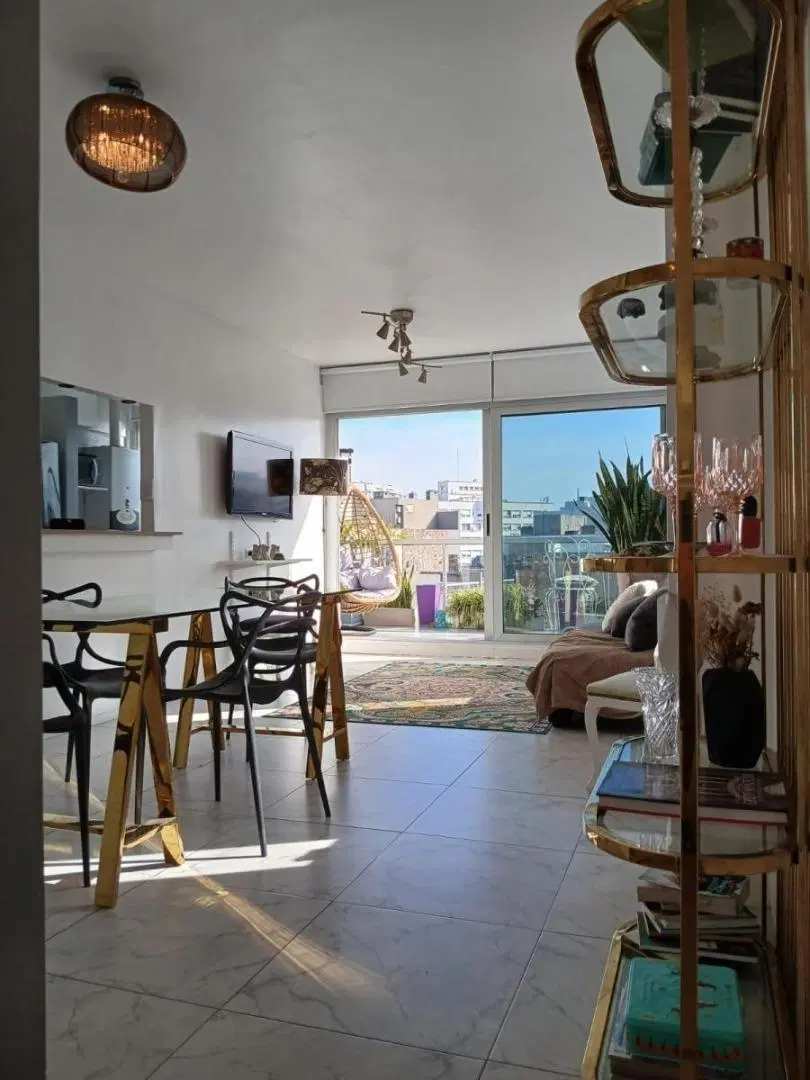VENTA LUMINOSO DUPLEX 3 AMBIENTES CON AMENITIES –LAS CAÑITAS 4