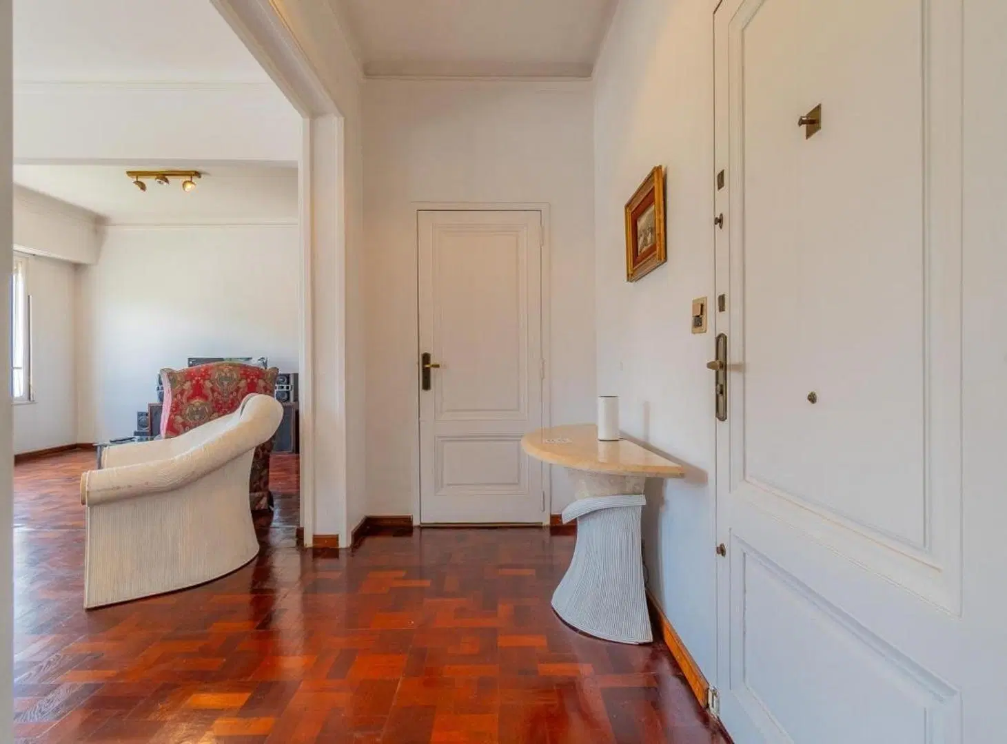 ALQUILER PISO 6 AMBIENTES AMOBLADO CON PATIO PRIVADO -RETIRO 4