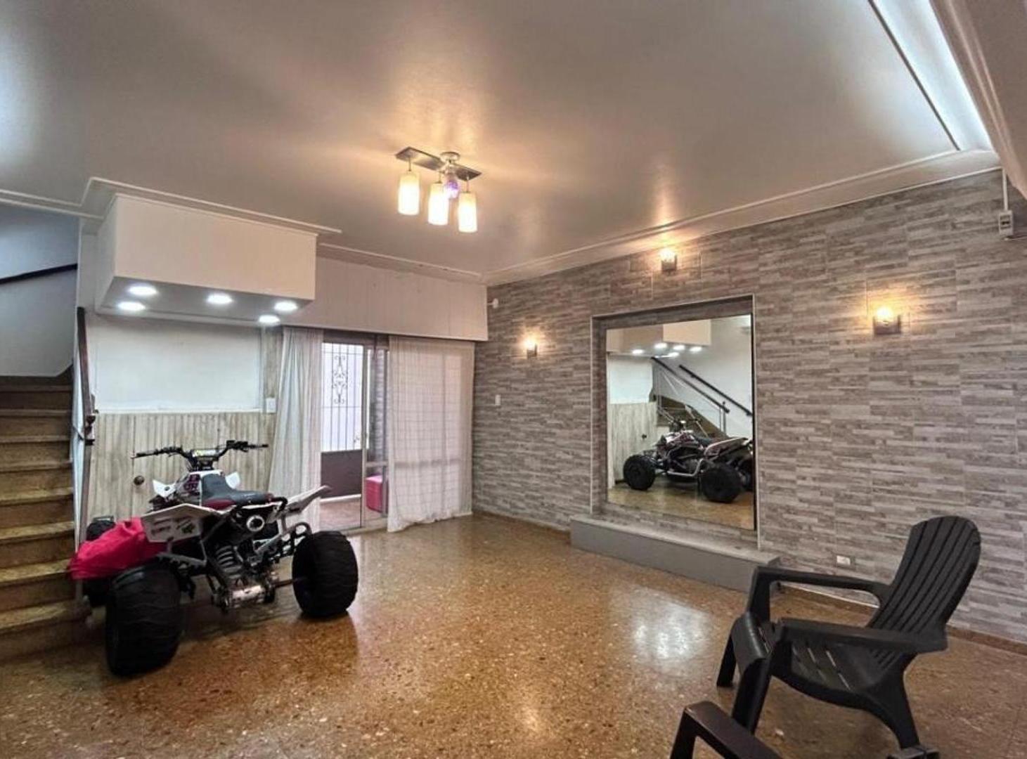 Foto de VENTA PH 5 AMBIENTES CON PARRILLA, PATIO Y TERRAZA–MATADEROS, imagen 5