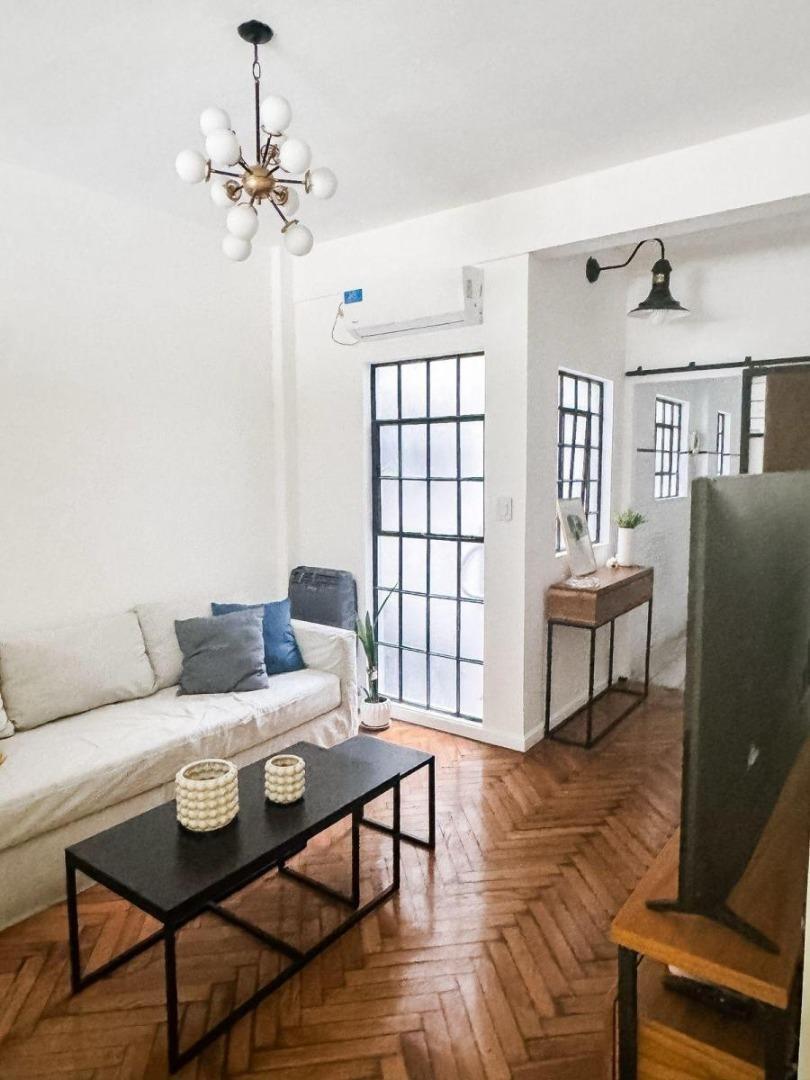Foto de VENTA LUMINOSO DEPARTAMENTO 2 AMBIENTES CON BALCON– RECOLETA, imagen 5