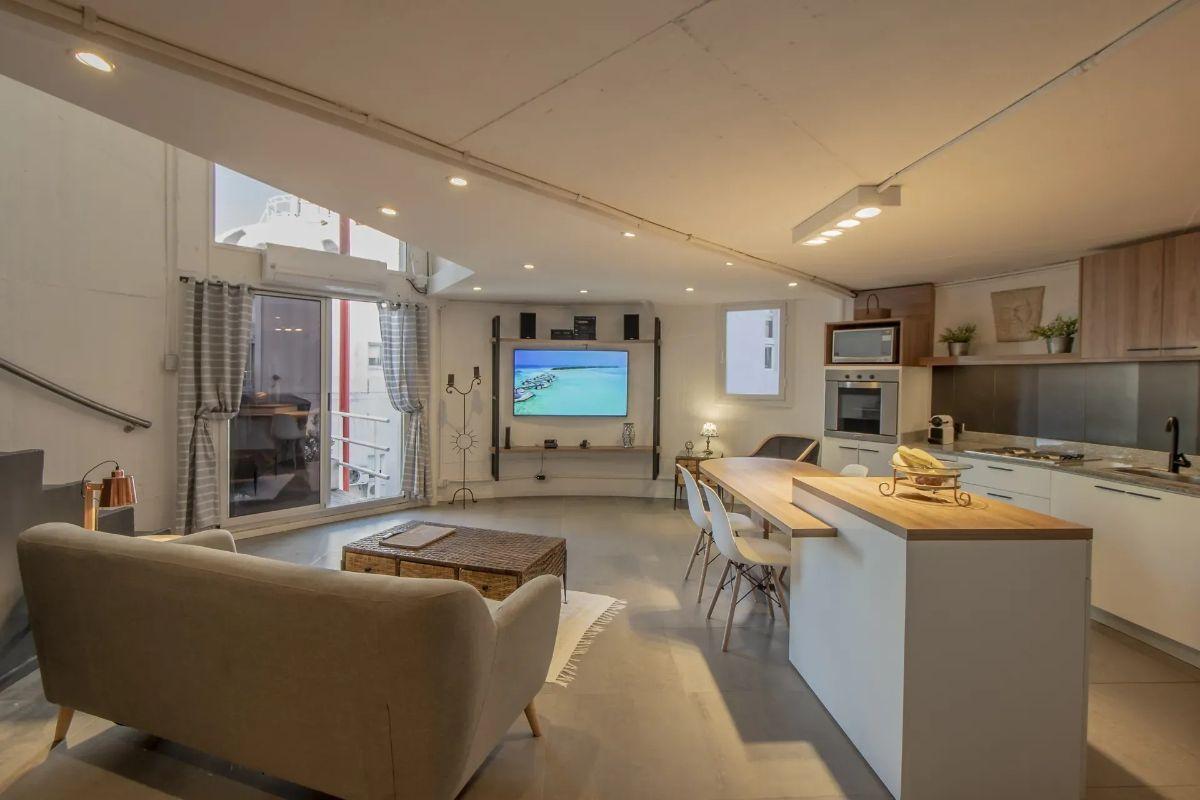 Foto de ALQUILER DUPLEX 3 AMBIENTES AMOBLADO + AMENITIES EN COLEGIAL, imagen 2