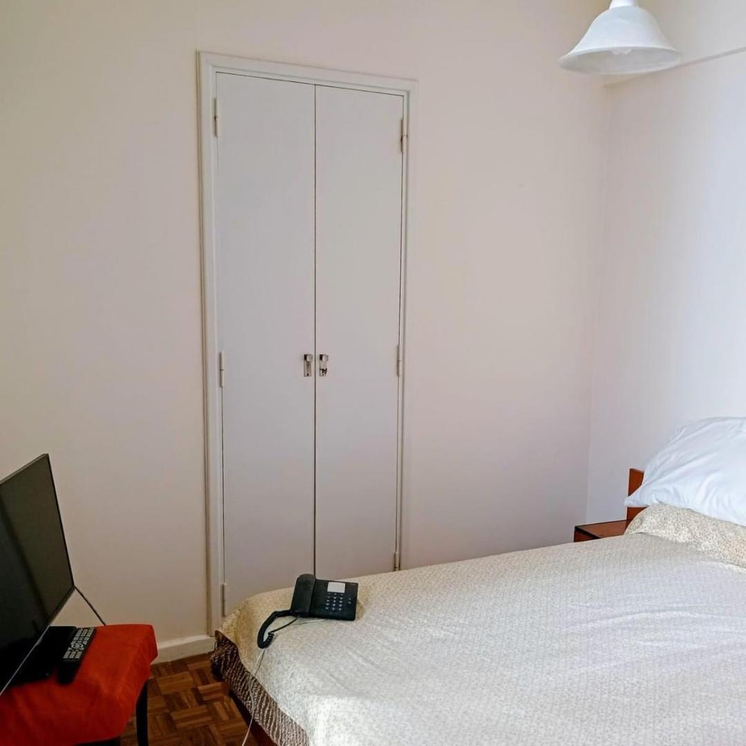 Foto de VENTA DPTO 3 AMBIENTES CON BAULERA Y TERRAZA EN RECOLETA, imagen 4