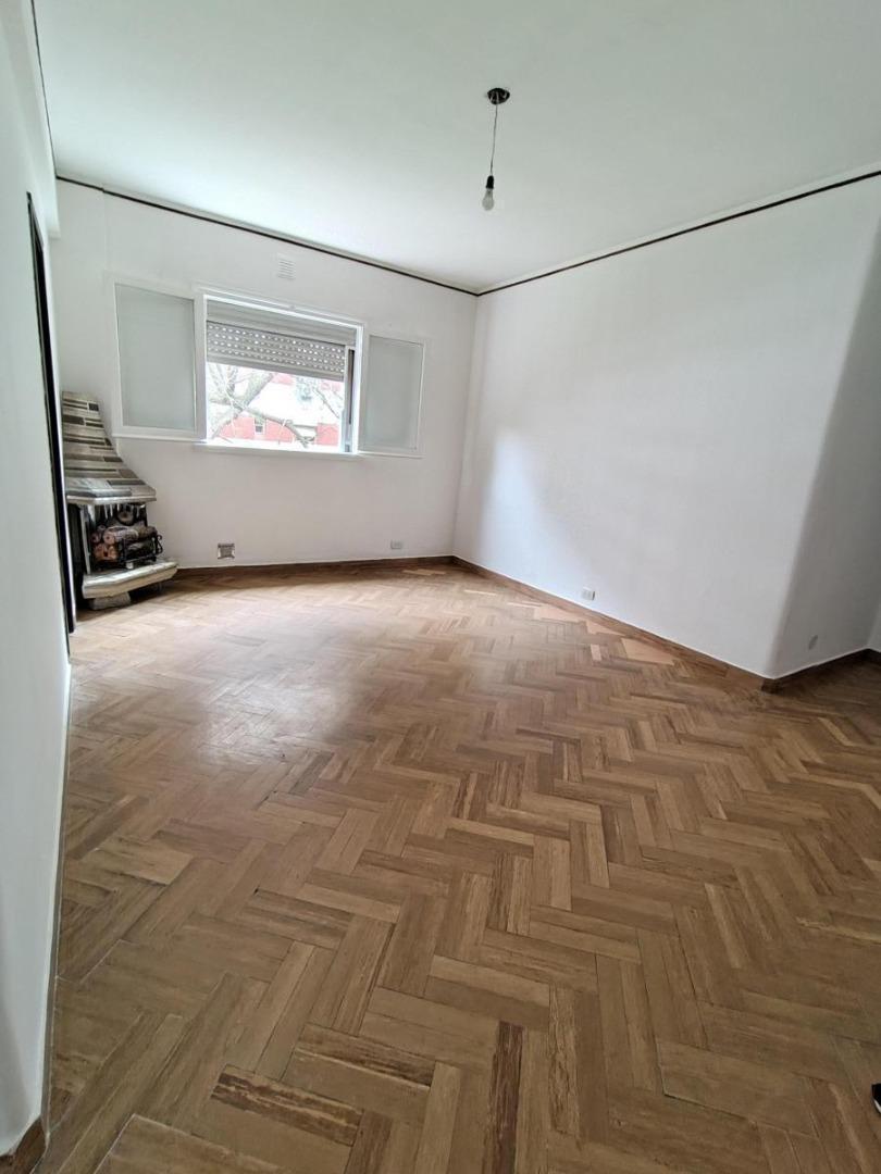 Foto de VENTA DEPARTAMENTO 4 AMBIENTES MUY LUMINOSO, imagen 5