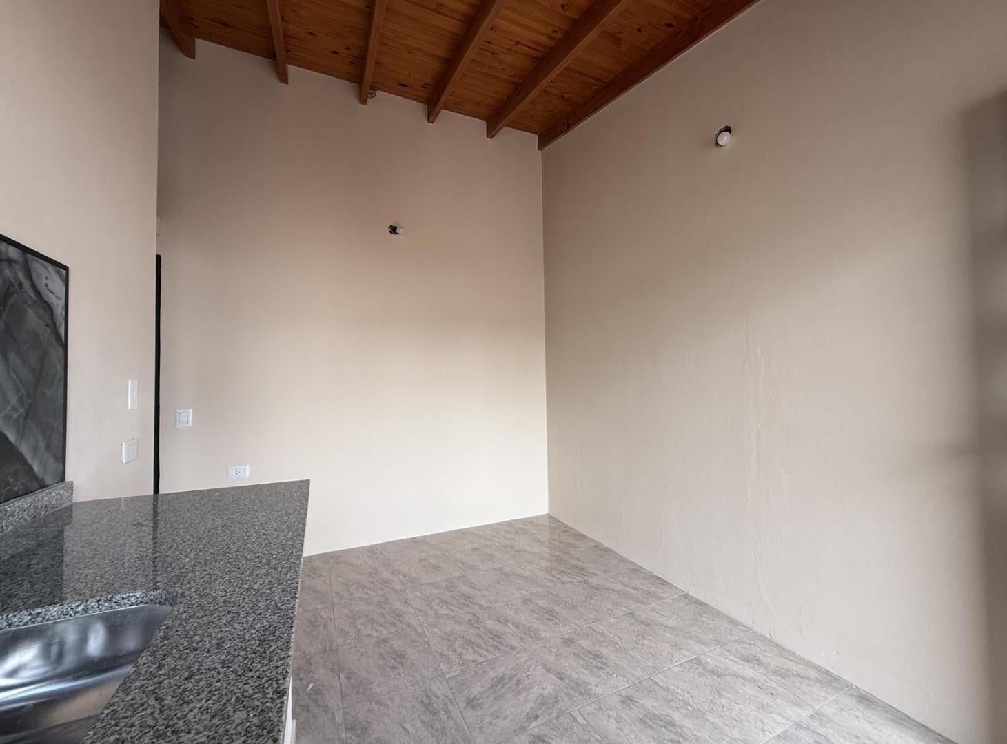 Foto de PH en Alquiler en Villa Ballester, imagen 5
