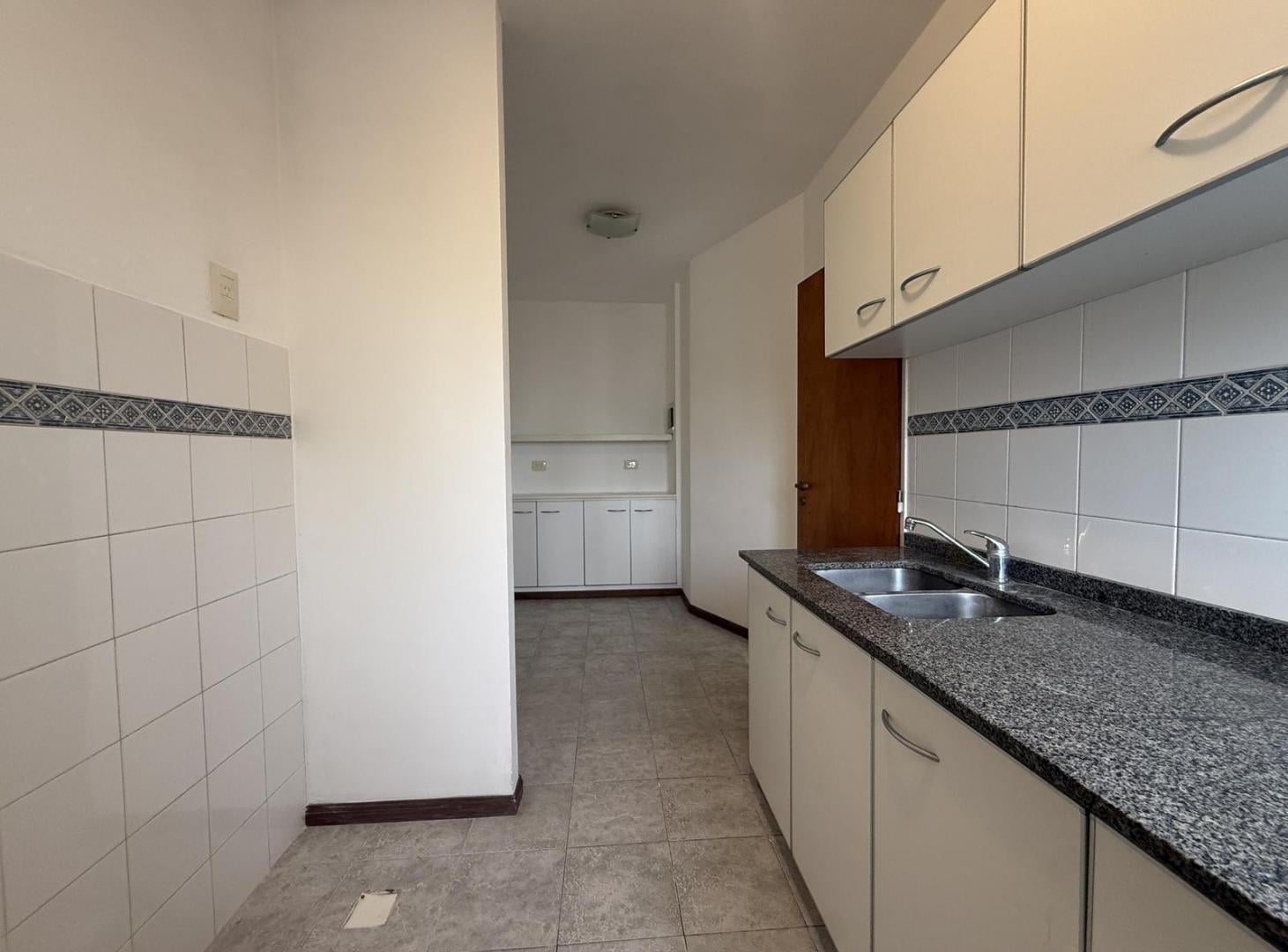 Foto de Departamento en Alquiler en Villa Ballester, imagen 3