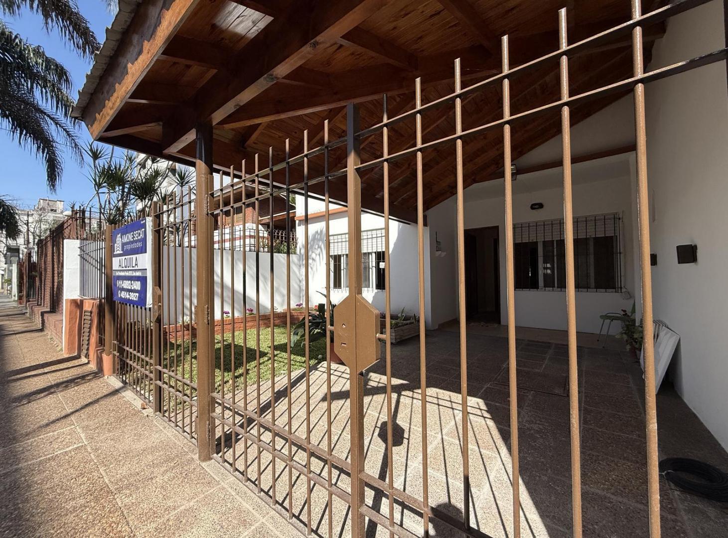 Foto de Casa en ALQUILER en Villa Ballester, imagen 2