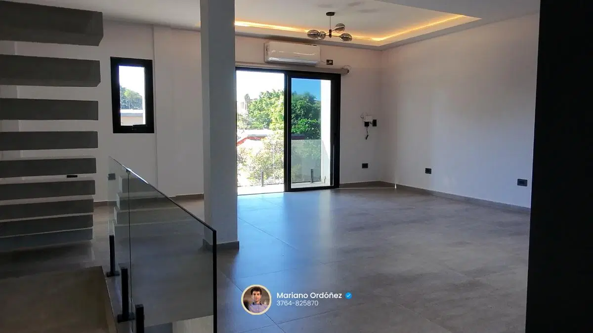 Venta - Triplex - 4 Ambientes - 2 Dorm. - A 5 Minutos del Centro - Posadas 1