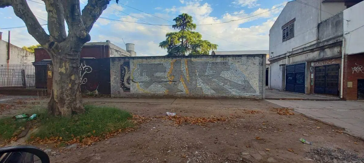 Excelente Lote a mts estación Monte Grande 3