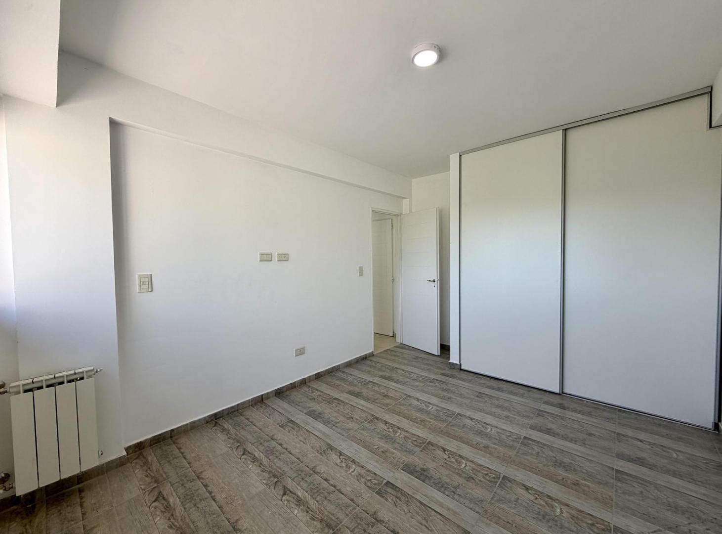 Foto de Departamento en venta Adrogue dos ambientes con balcon aterrazado, imagen 4