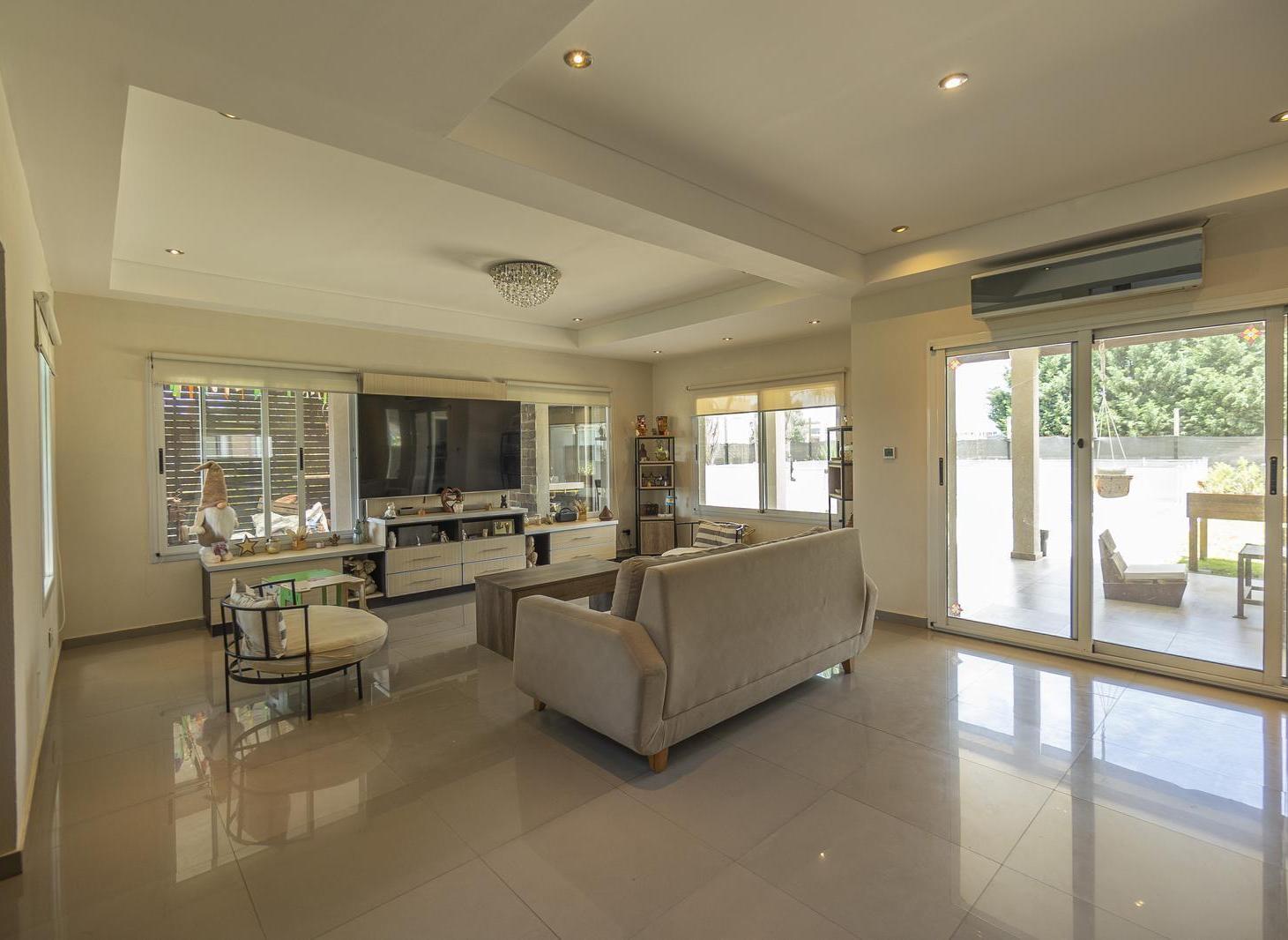 Foto de CASA EN VENTA EL REBENQUE 5 AMBIENTES, imagen 4