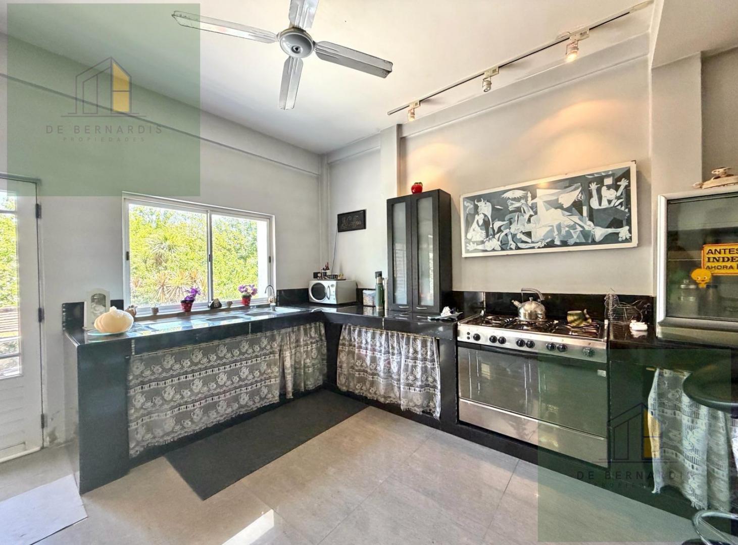 Foto de CASA EN VENTA PARQUE LAS NACIONES 5 AMBIENTES, imagen 2