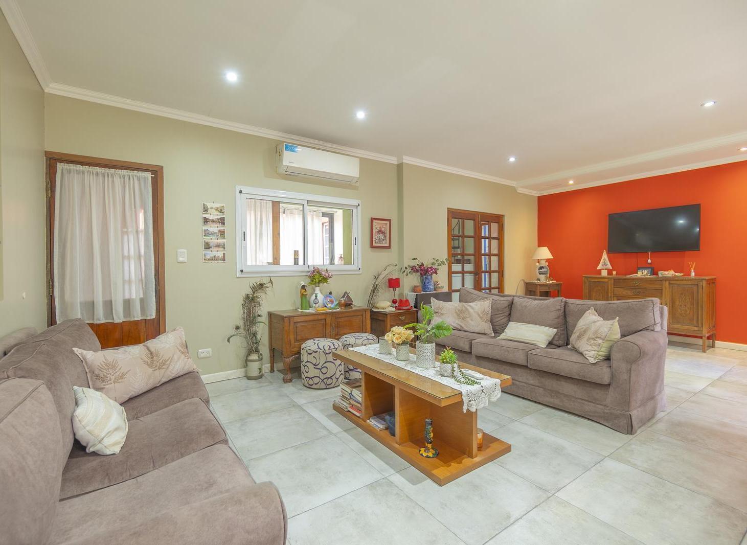 Foto de Casa en Venta Adrogue 4 ambientes, imagen 4