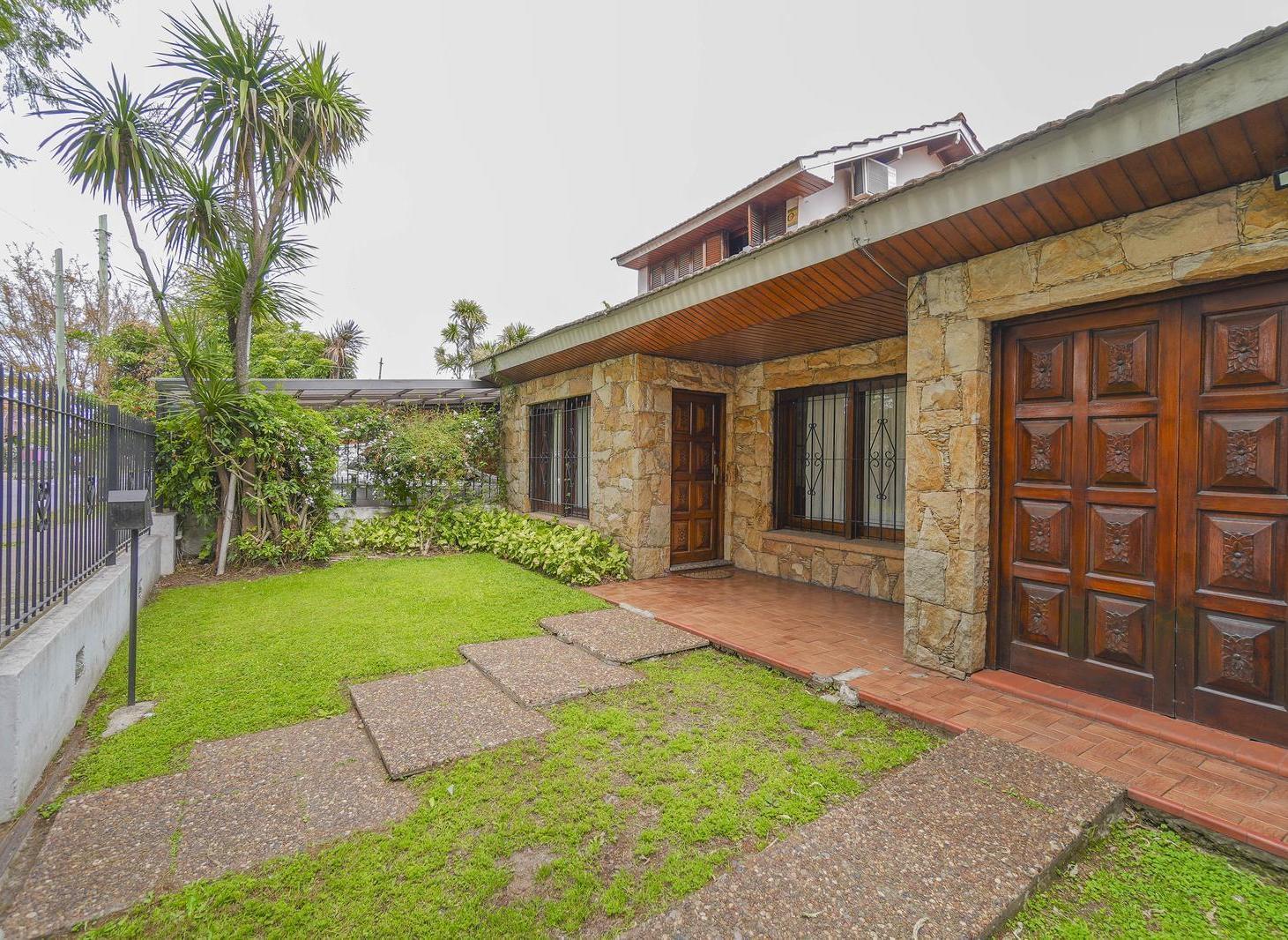 Foto de Casa en venta en Monte Grande de 4 ambientes, imagen 3