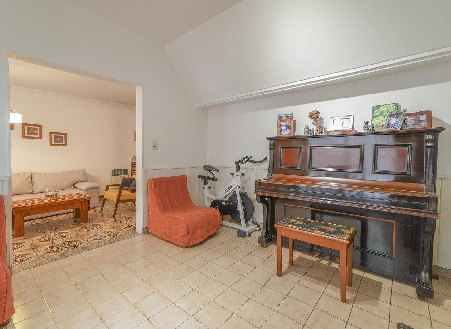 Foto de Casa en venta en Monte Grande de 4 ambientes, imagen 5