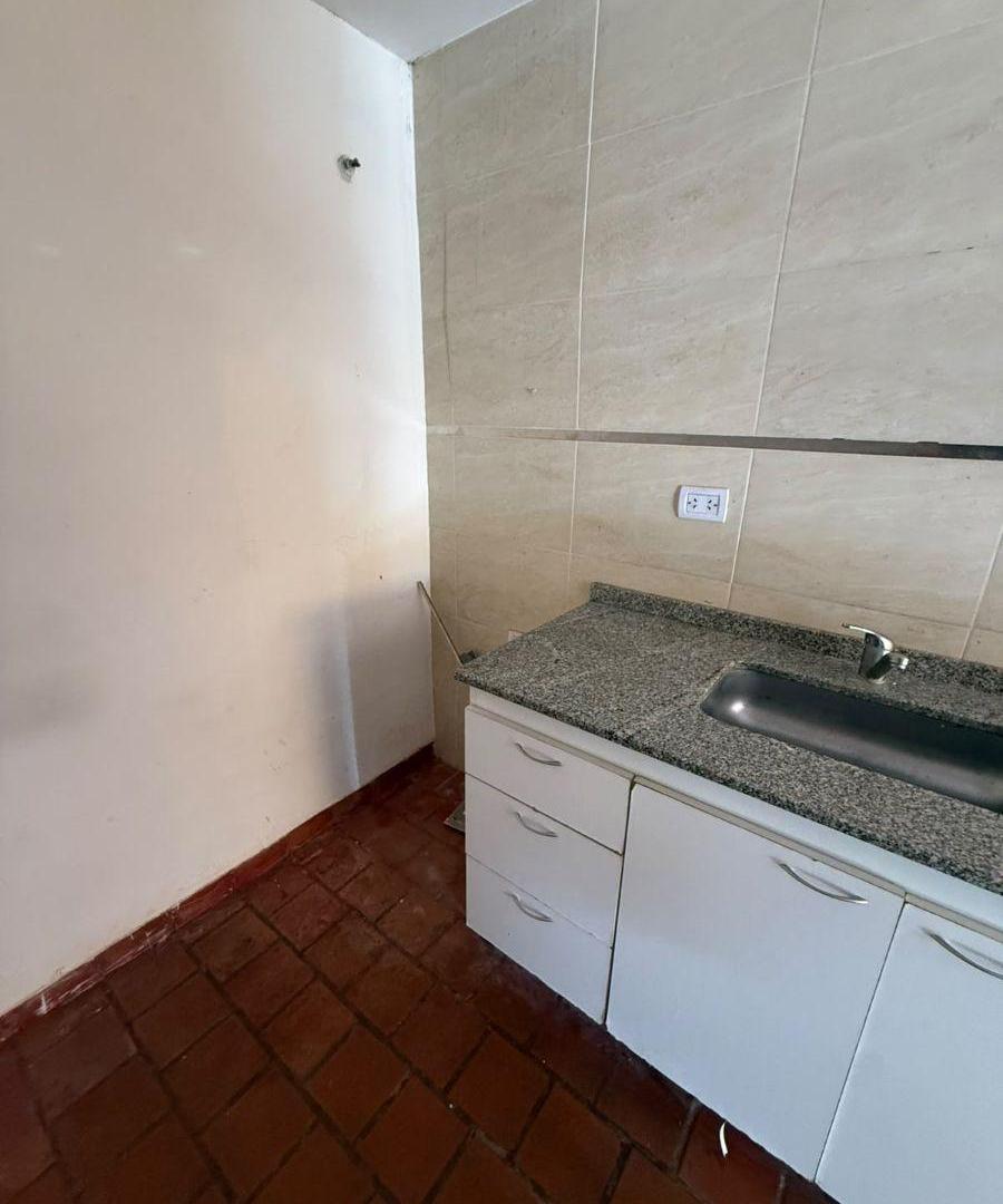 Foto de Monoambiente en alquiler en Fco. Alvarez, imagen 5