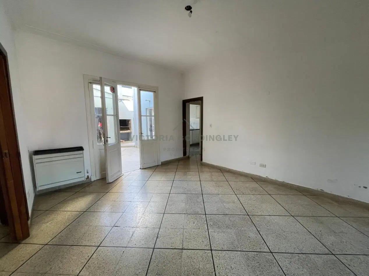 ALQUILER | CASA 3 AMBIENTES | DEPENDENCIA | DON BOSCO 4
