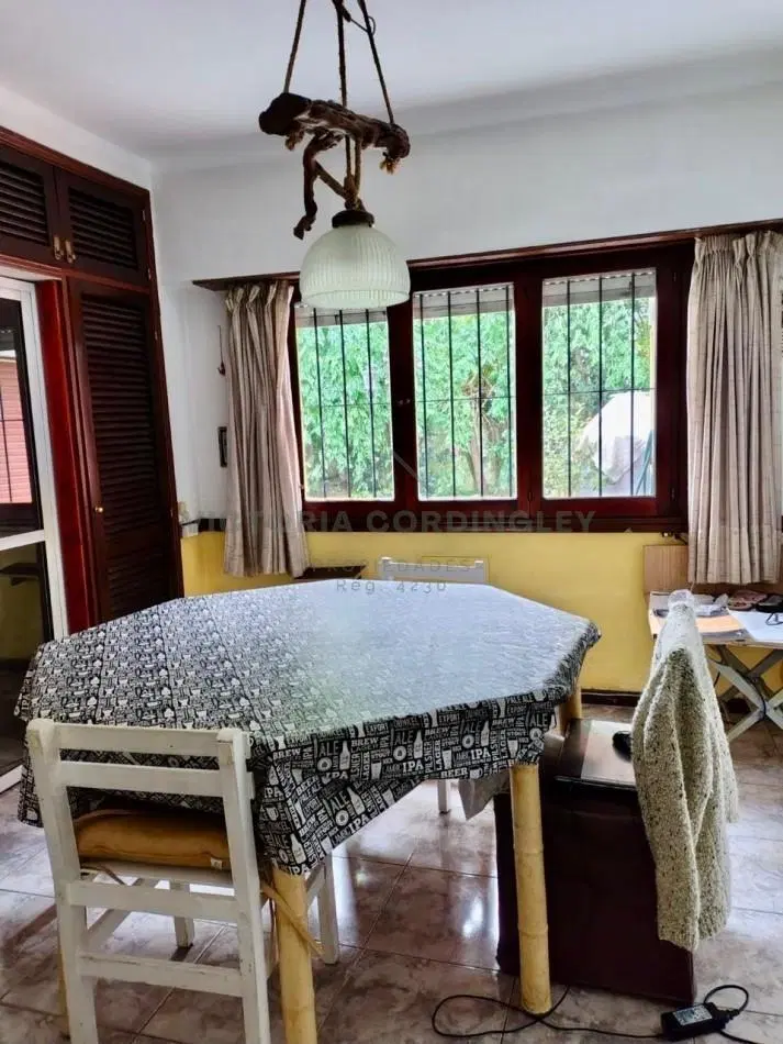 VENTA | CHALET 5 AMBIENTES | PARQUE LURO 3