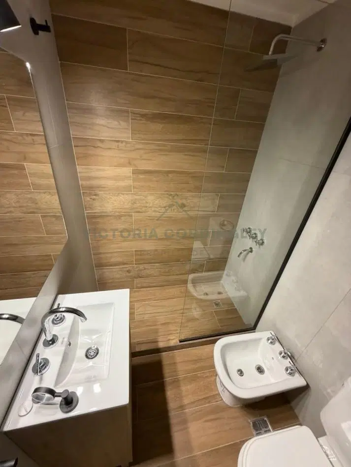 VENTA | DEPARTAMENTO DOS AMBIENTES | BALCON | CENTRO 5