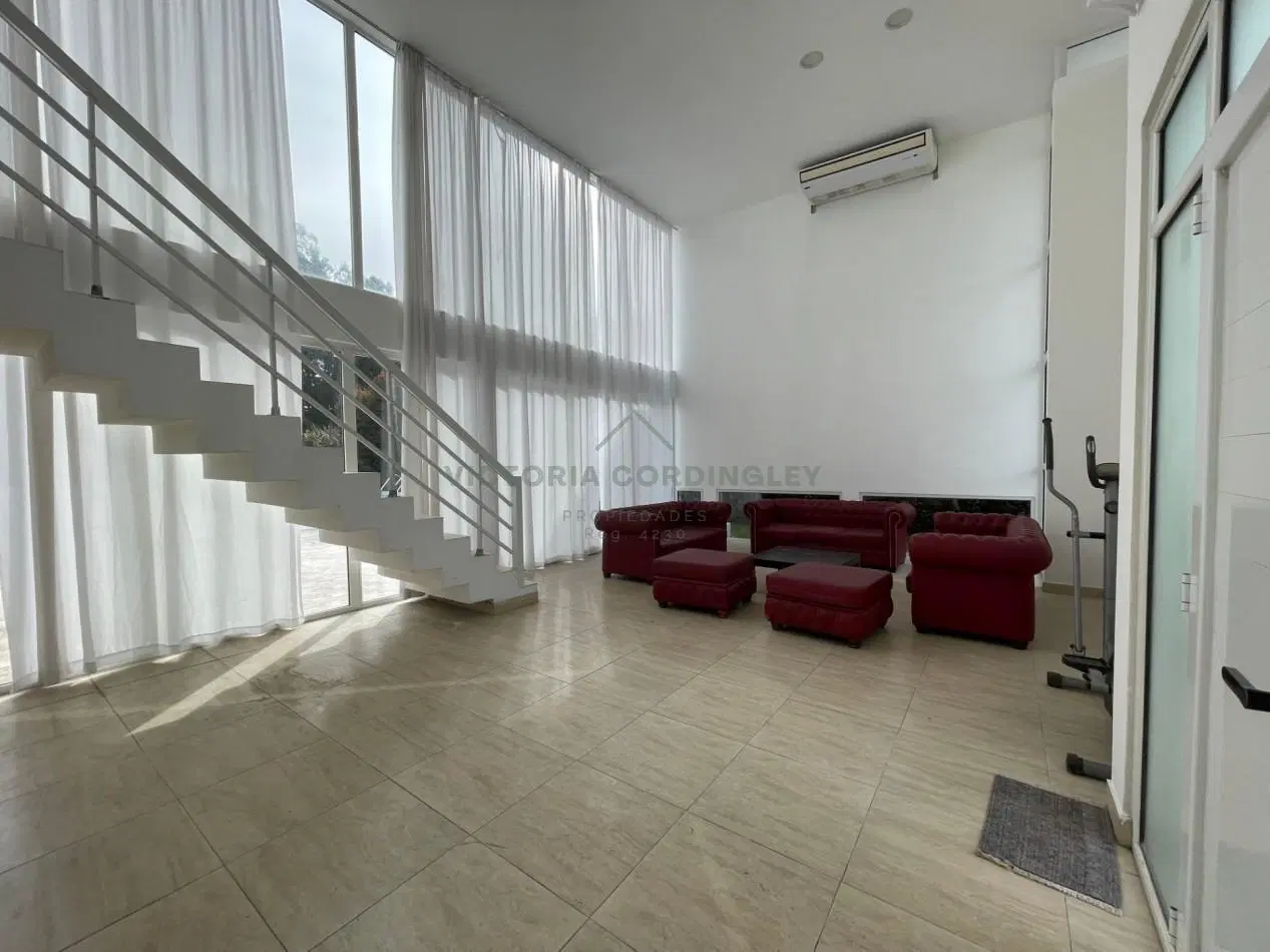 VENTA | CASA 4 AMBIENTES | PILETA CLIMATIZADA | RUMENCO 2