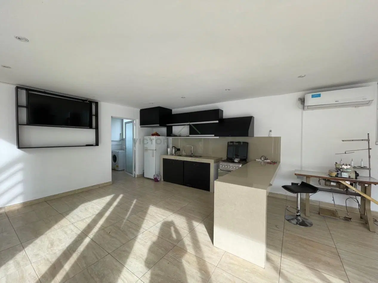 VENTA | CASA 4 AMBIENTES | PILETA CLIMATIZADA | RUMENCO 3