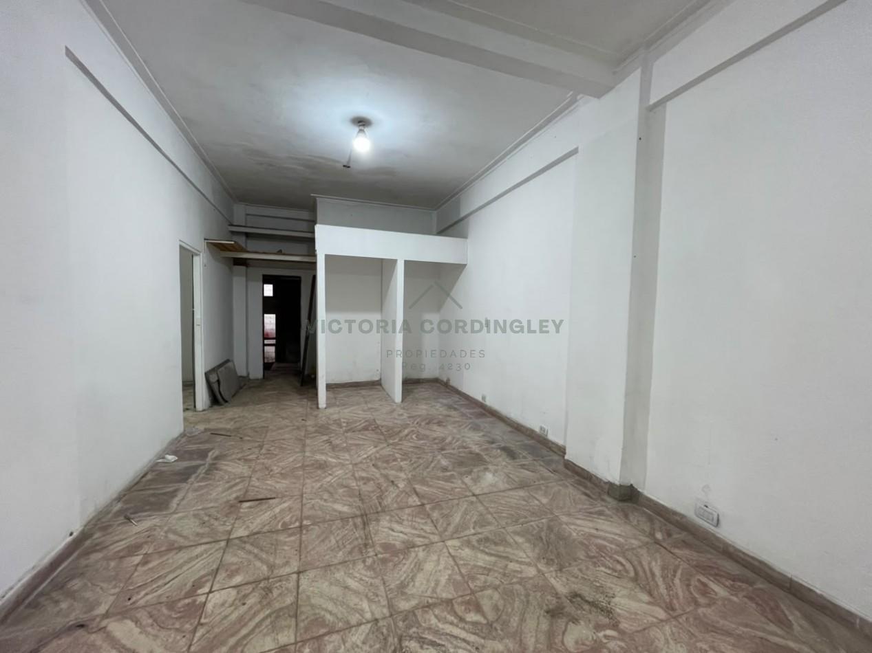 Foto de ALQUILER 24 MESES | LOCAL COMERCIAL | ZONA FACULTAD DE INGENIERIA, imagen 4