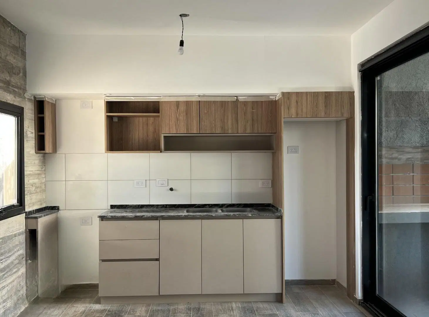 Casa en planta baja remodelada a nuevo en Barrio La Paya II 3