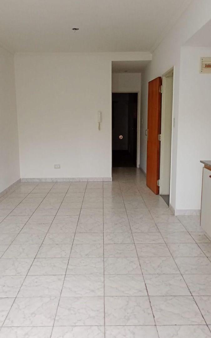 Foto de Departamento dos ambientes OPORTUNIDAD impecable muy buena ubicacion, imagen 2